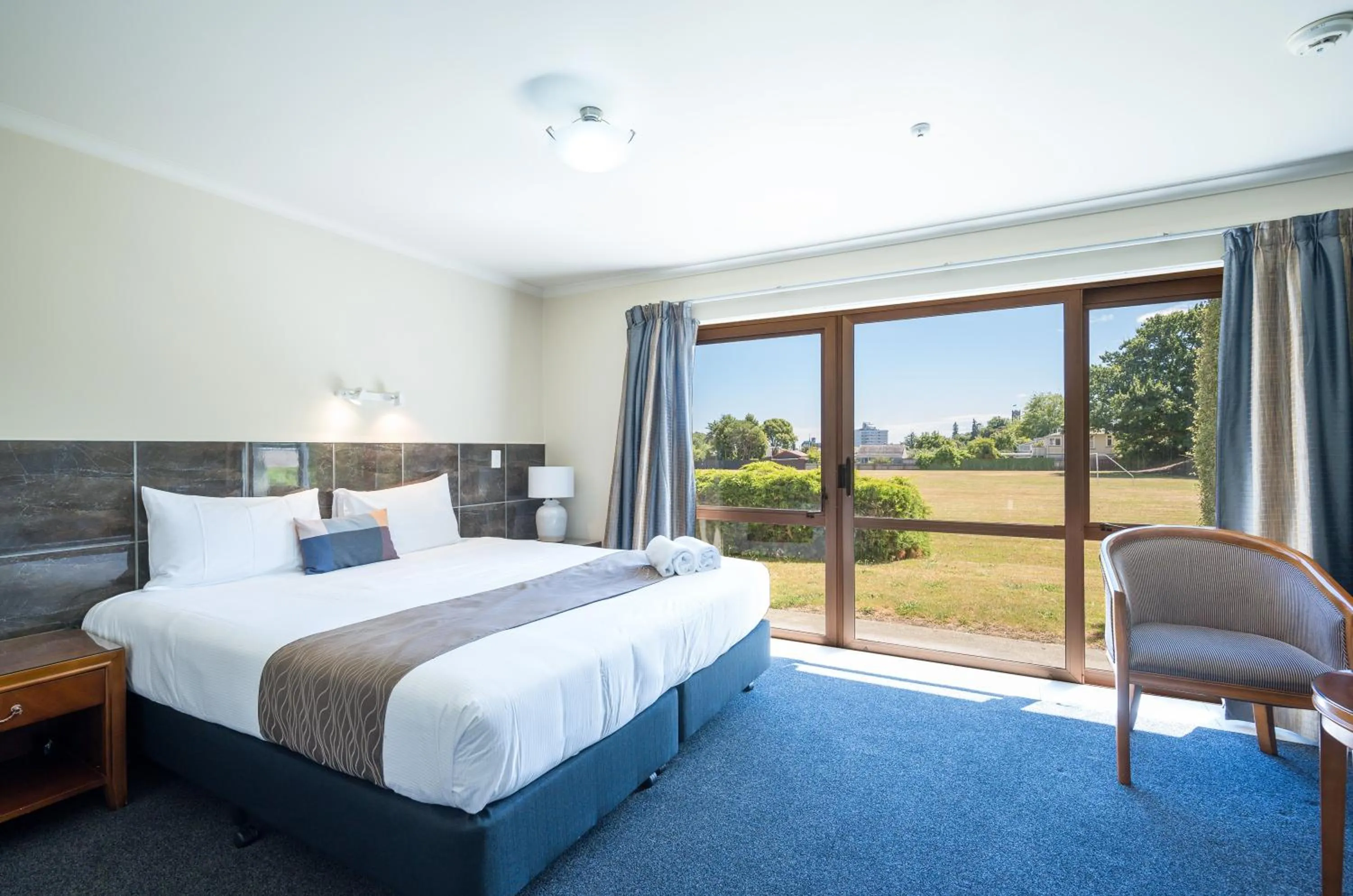 Executive Studio in Admirals Motor Inn