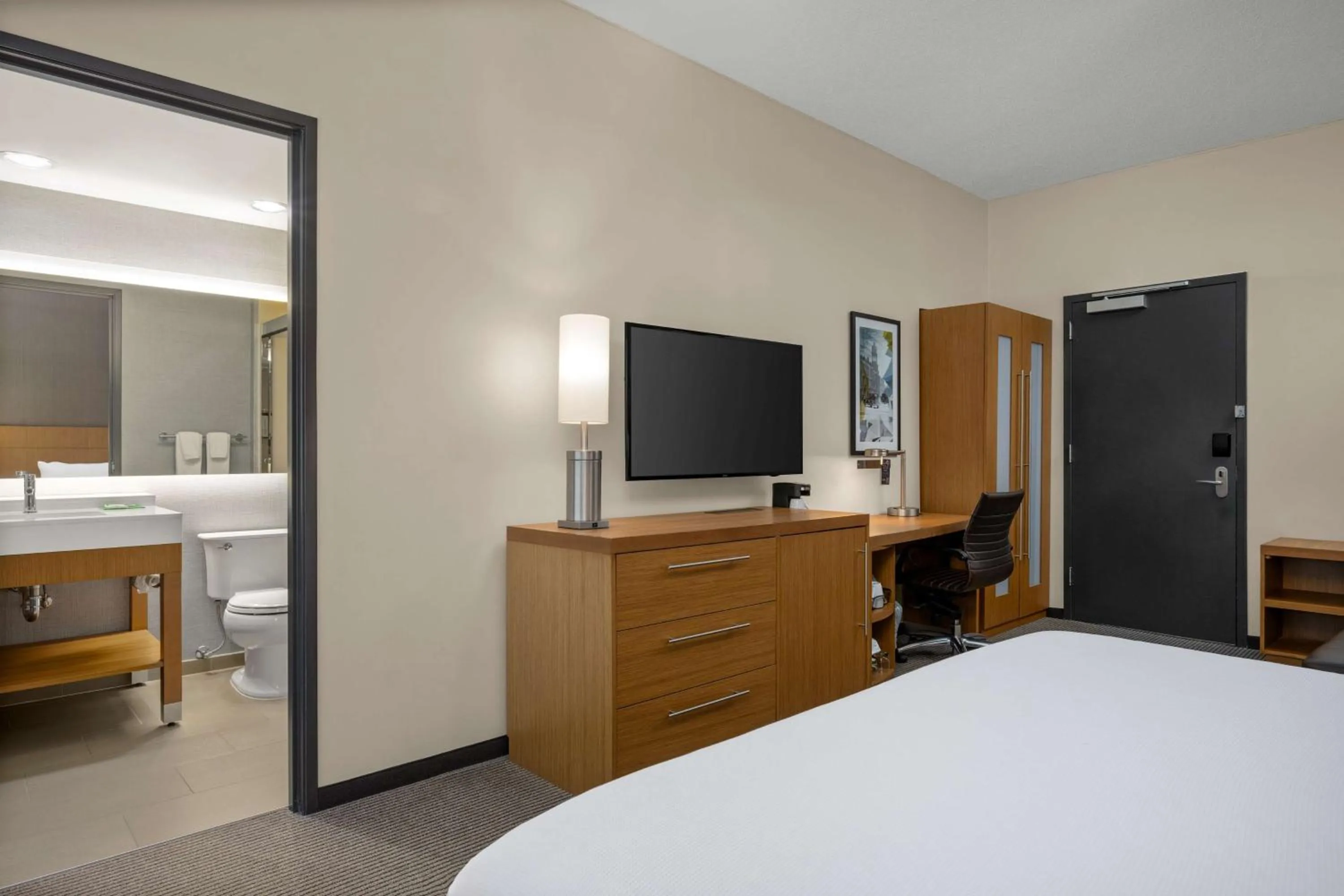 King Room - High Floor in Hyatt Place Iowa City Downtown