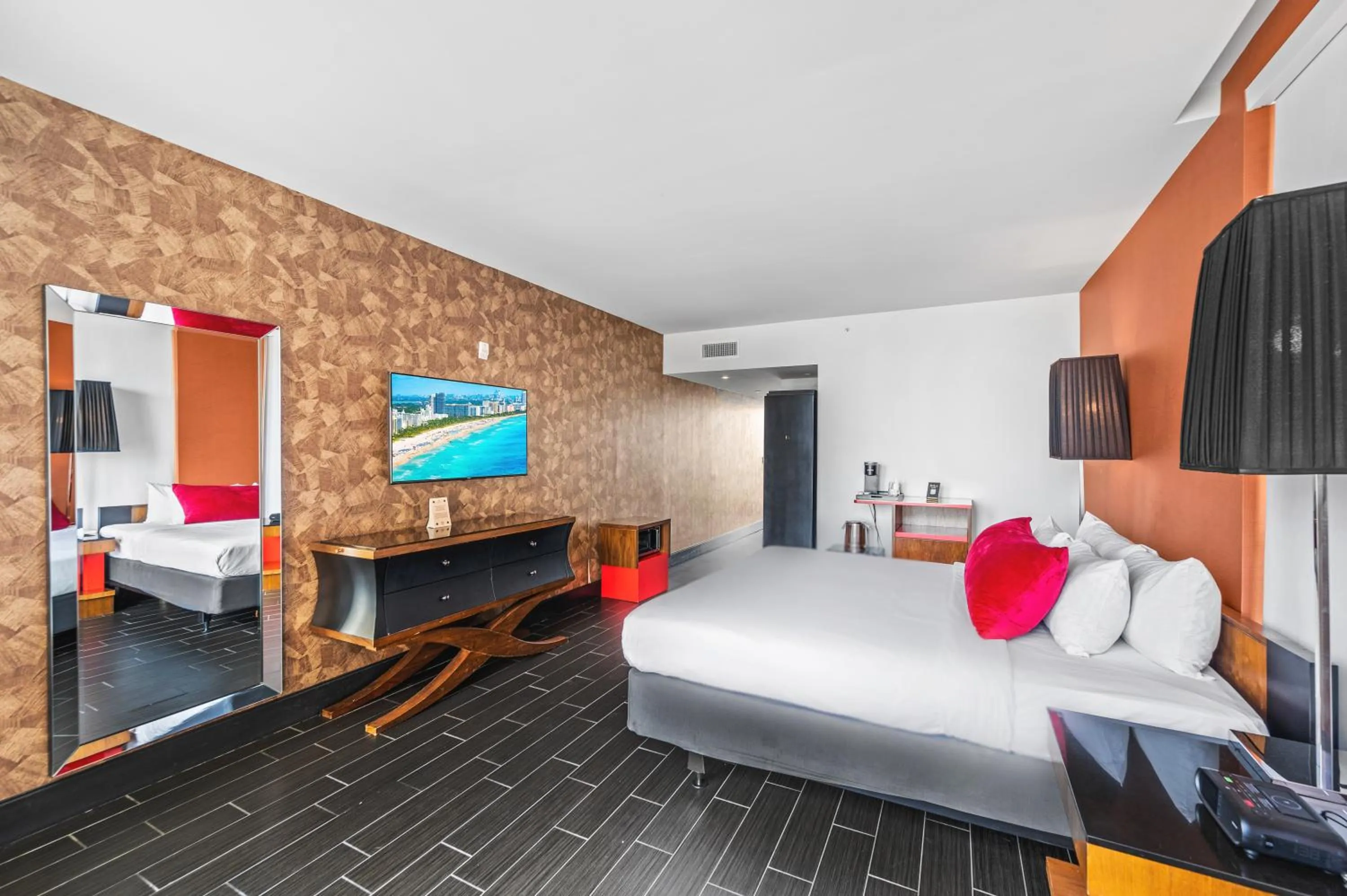 King Suite with Balcony ADA in The Fairwind Hotel