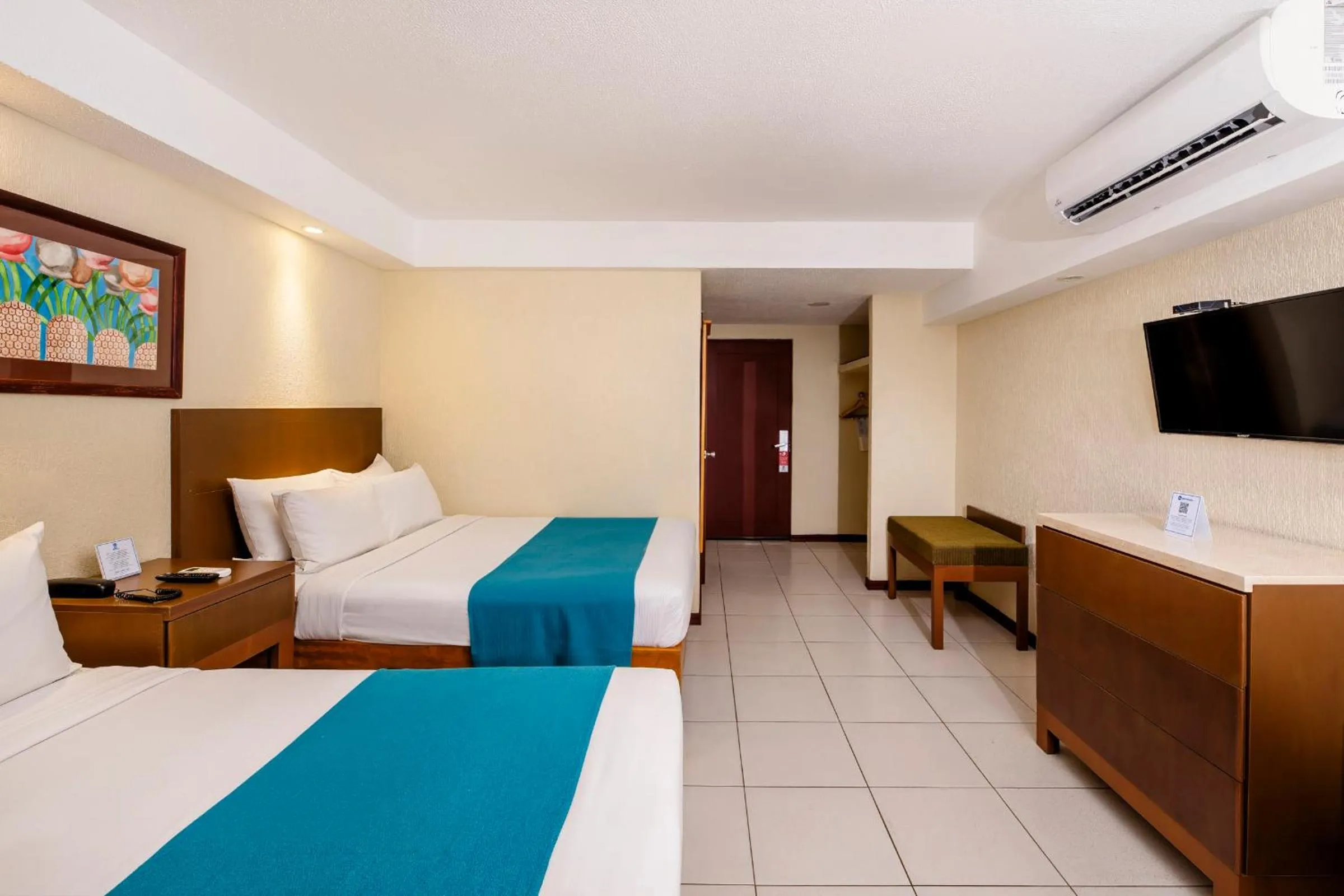 Double Room with Two Double Beds, Balcony and Pool View - Non-Smoking in Best Western Jaco Beach All Inclusive Resort