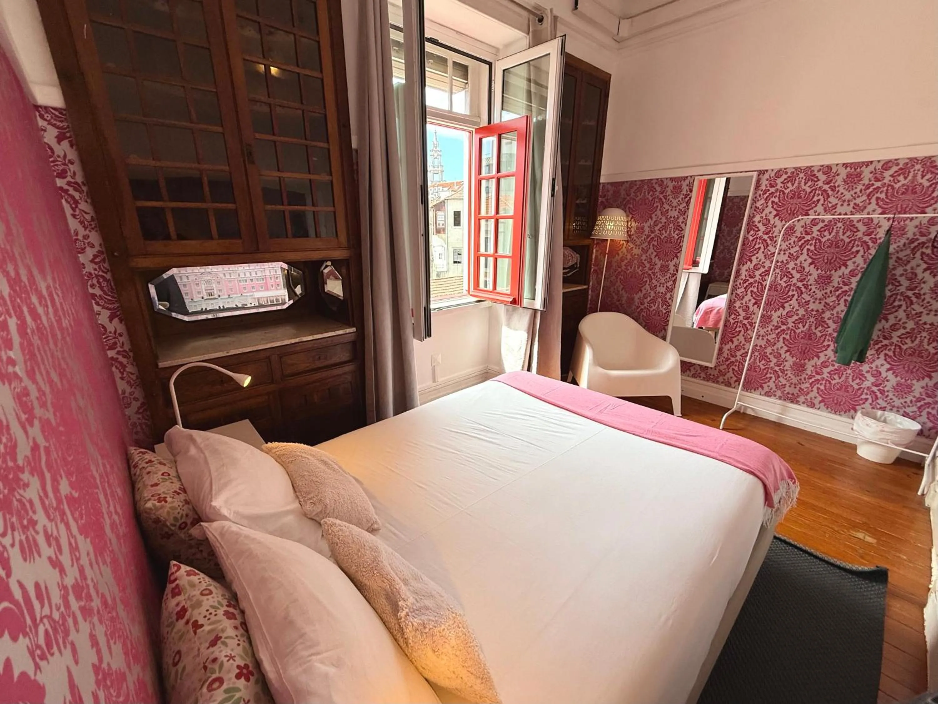 Single Room with Shared Bathroom in Rivoli Cinema Hostel