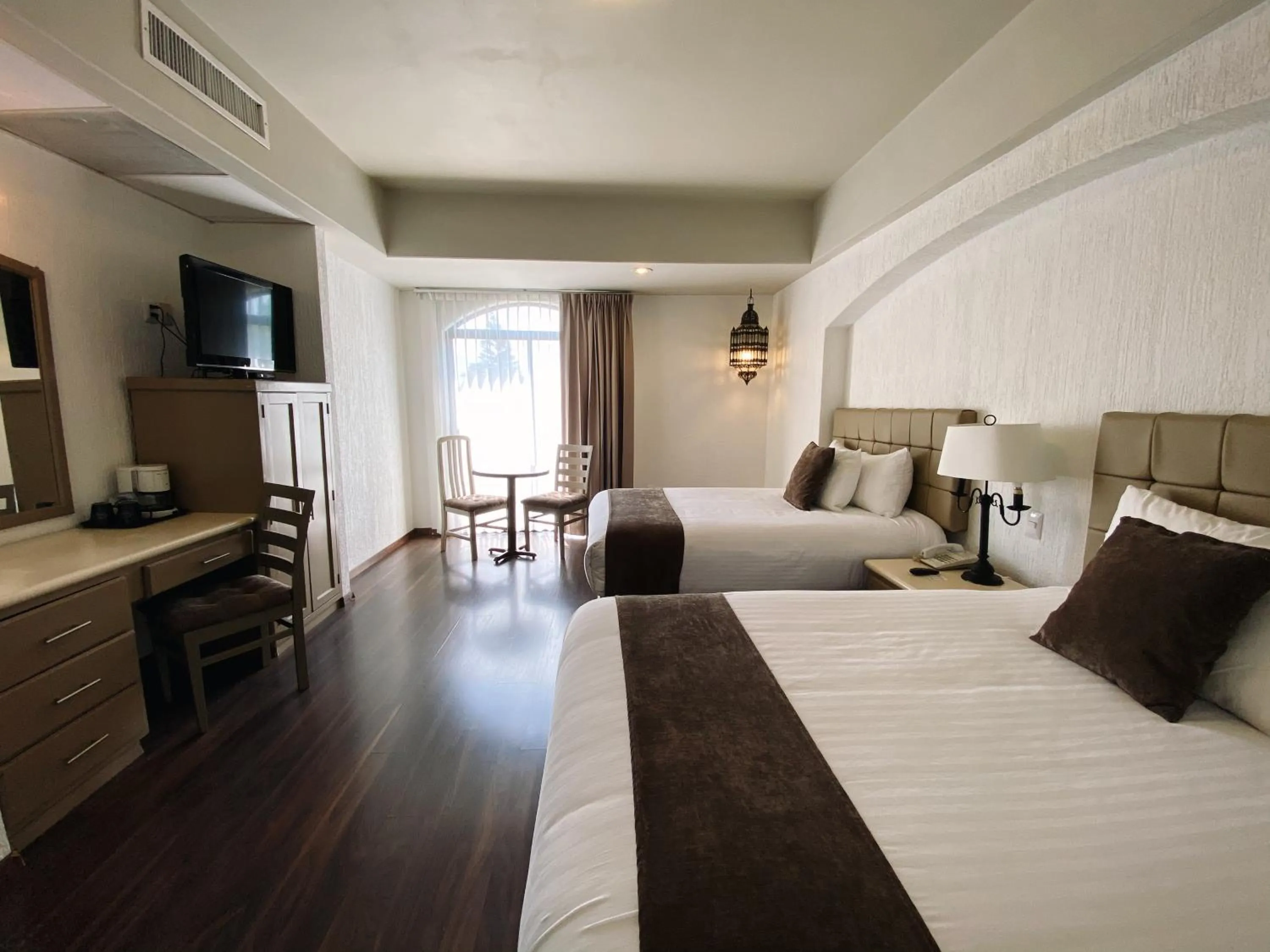 Superior Double Room with Two Double Beds in Meson del Valle