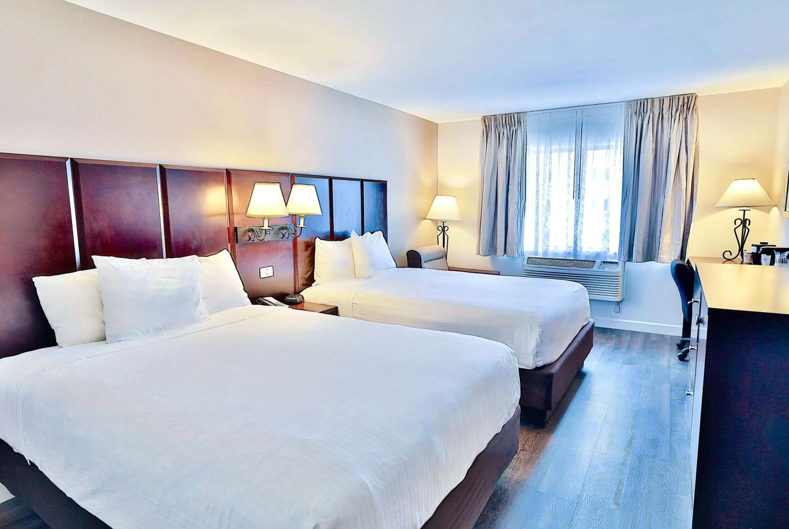 Queen Room - Disability Access in Baymont by Wyndham Tucson Airport