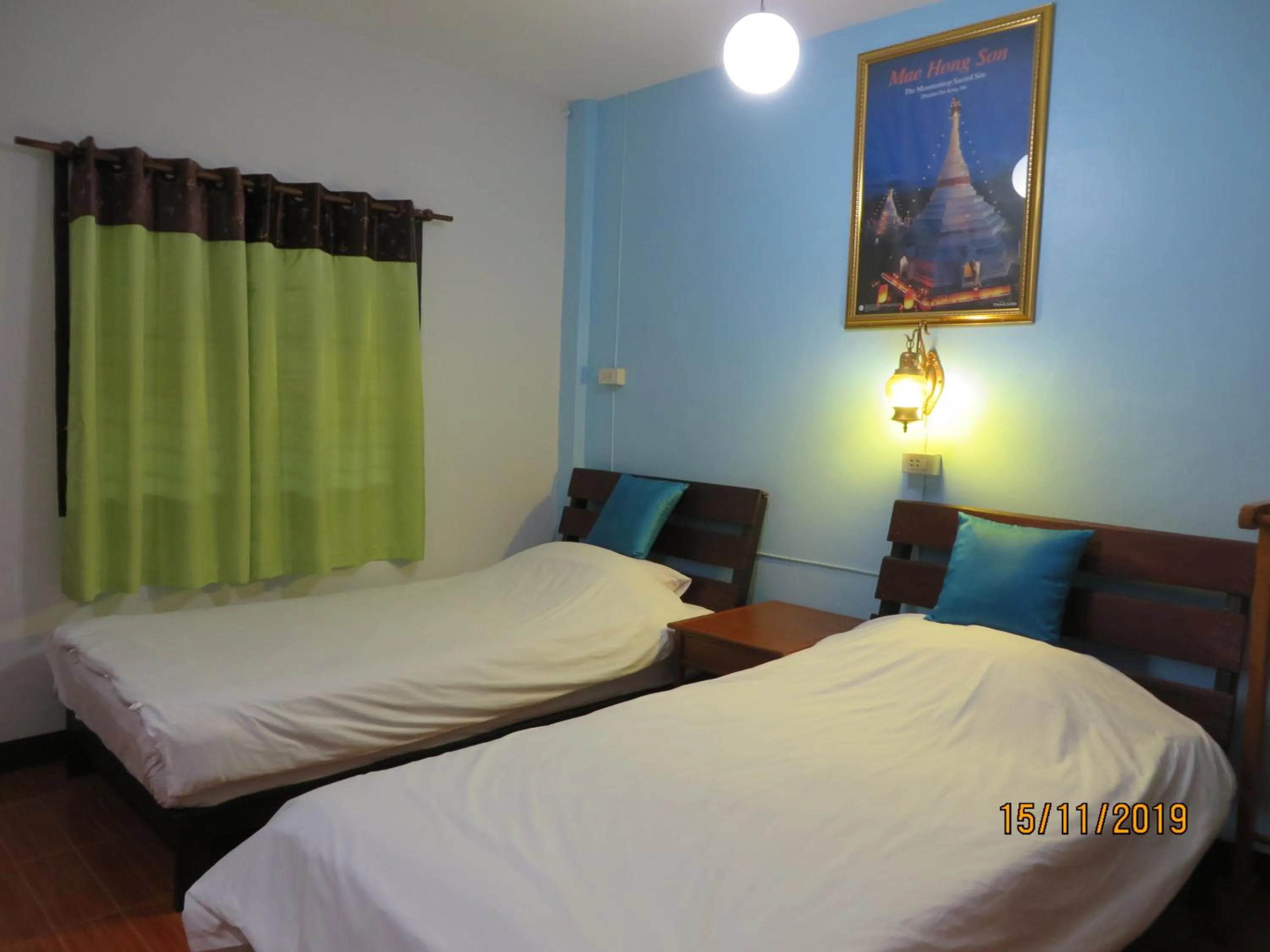 Standard Twin Room in Boondee House