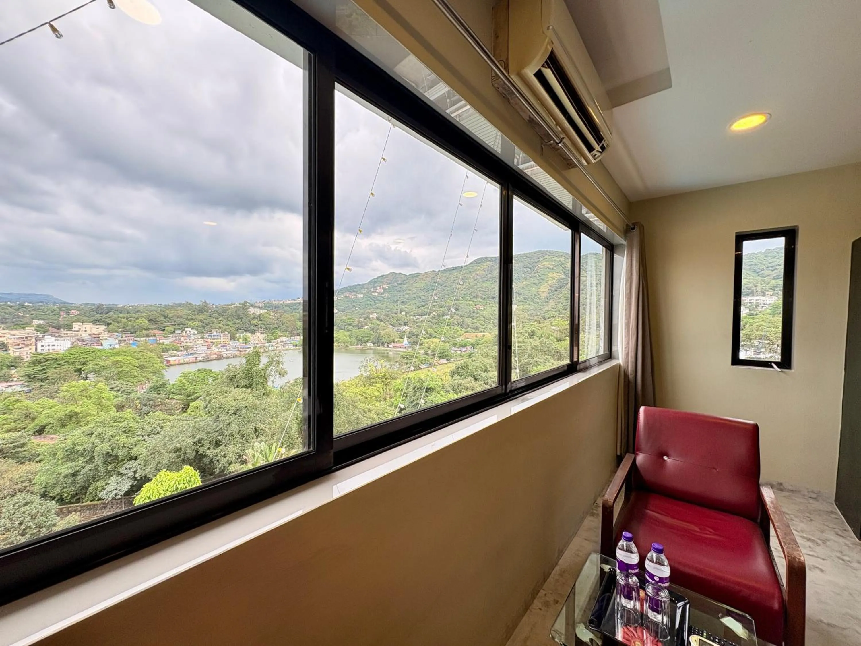 Double Room with Mountain View in Sunrise Hill Resort