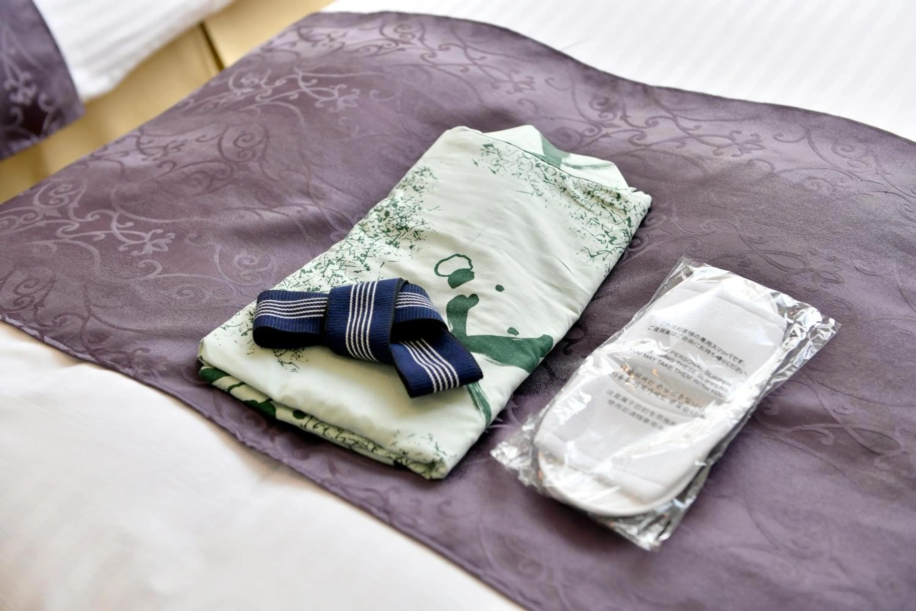 Twin Room - Non-Smoking in New Commander Hotel Osaka Neyagawa