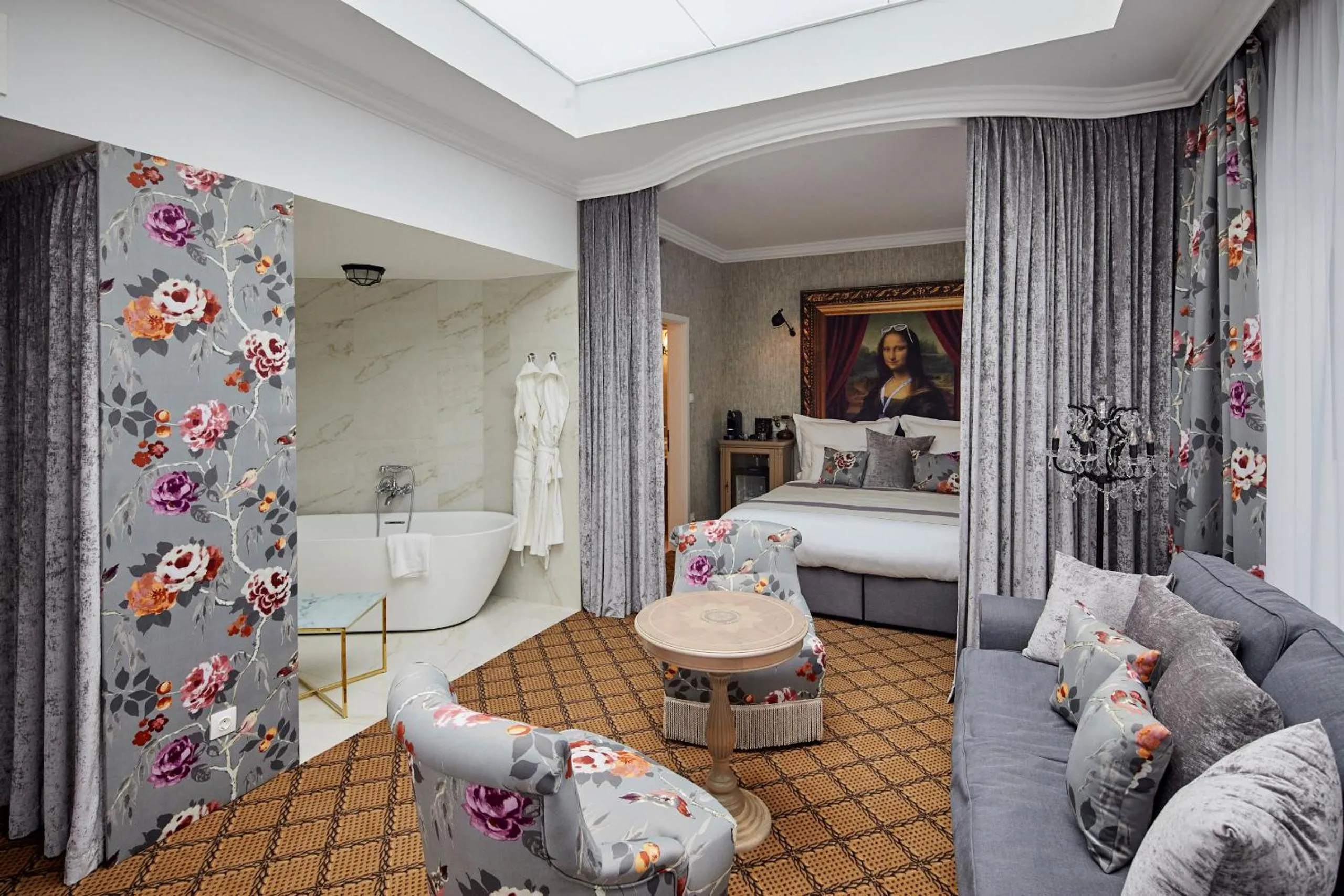 Mystery Suite in Mystery Hotel Budapest, Preferred Hotels & Resorts