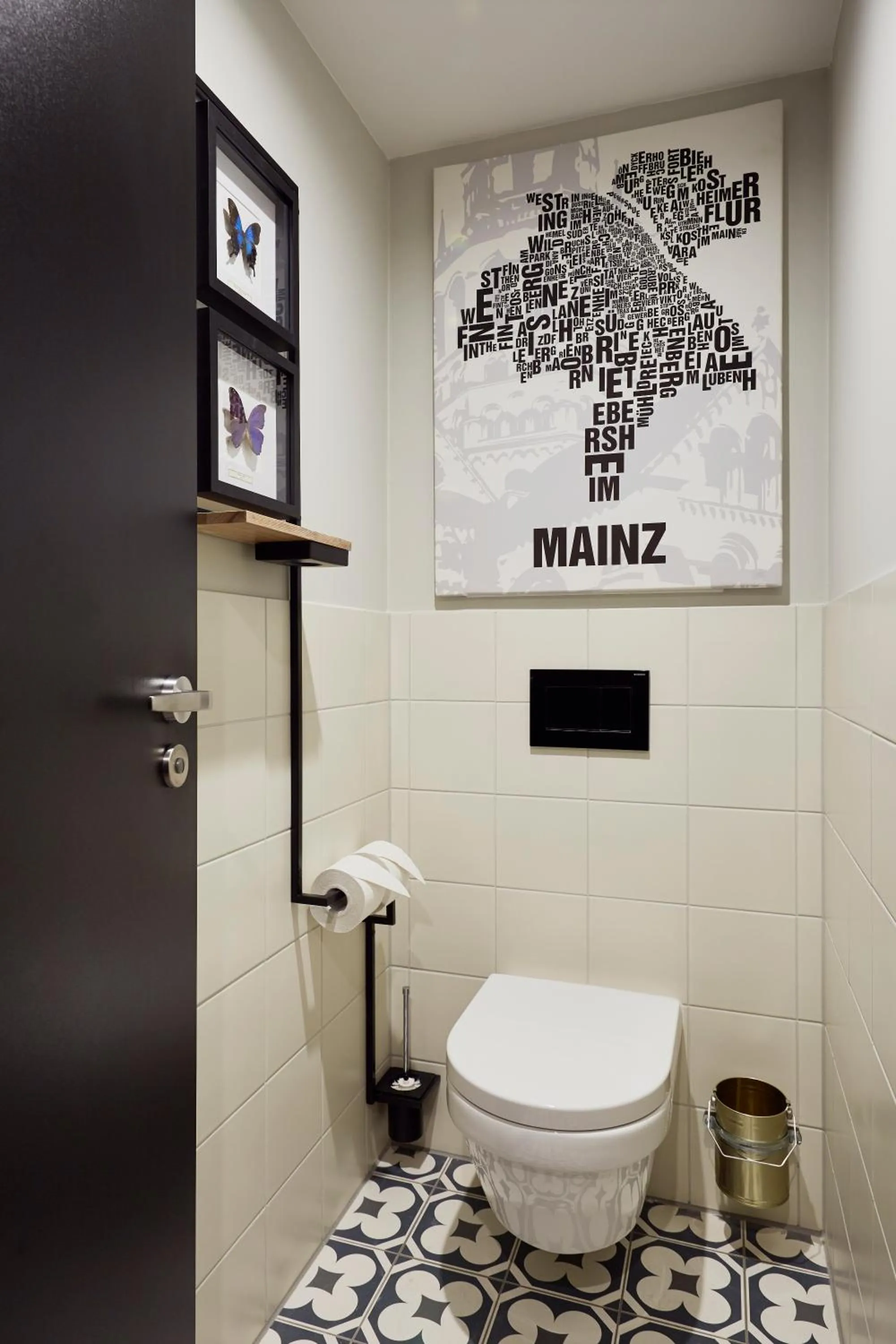 Queen Room in Me and All Hotel Mainz, by Hyatt