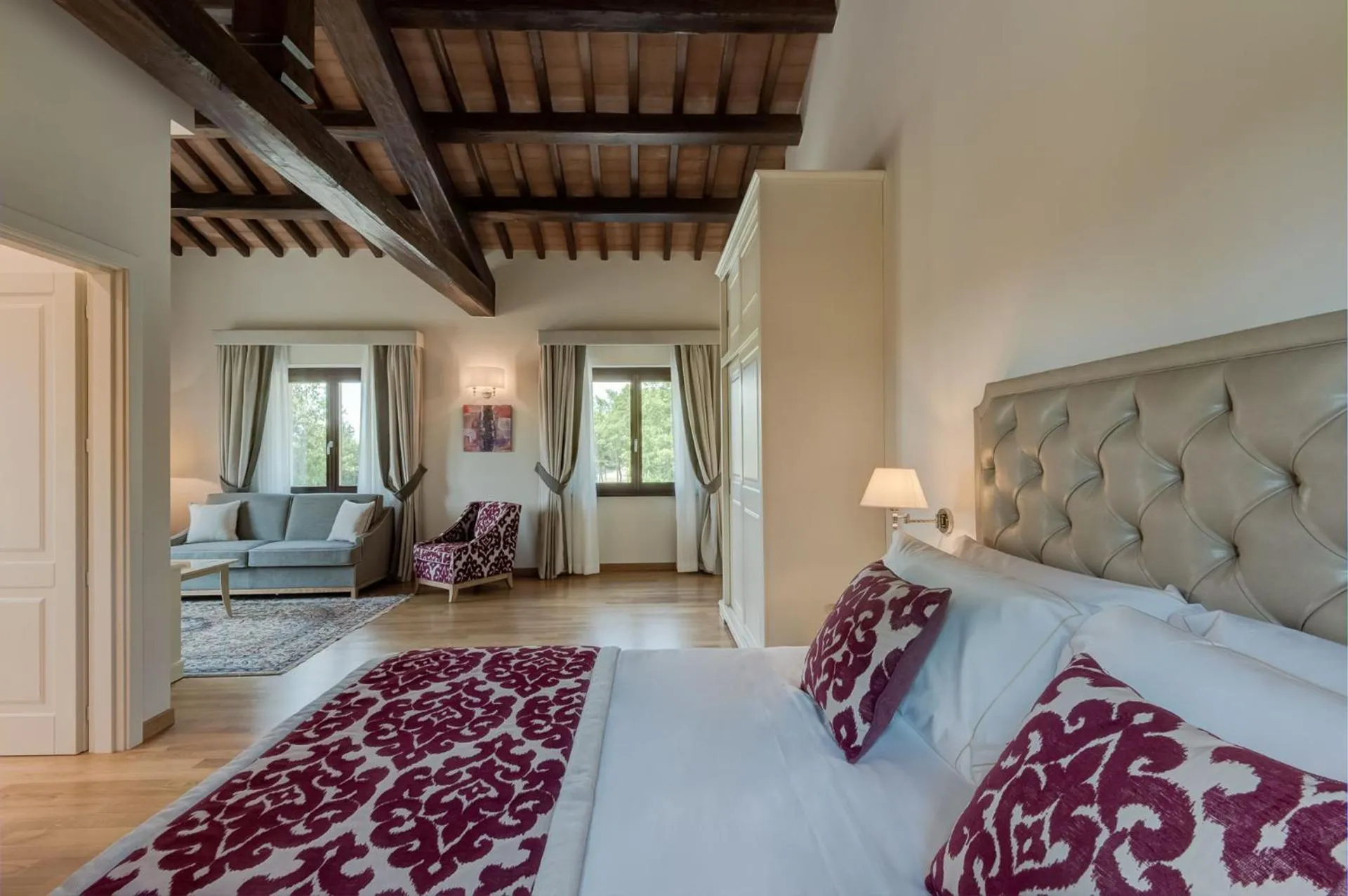Suite in Borgo La Chiaracia Resort & SPA