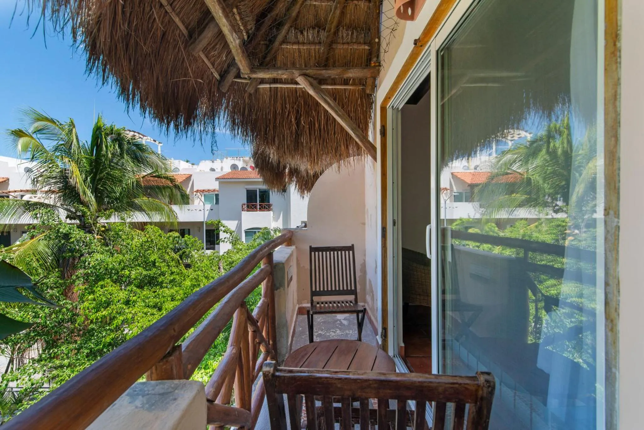 Queen Suite in Hotel Riviera Del Sol