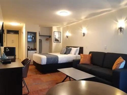 Studio with Sofa Bed in City of Sails Motel