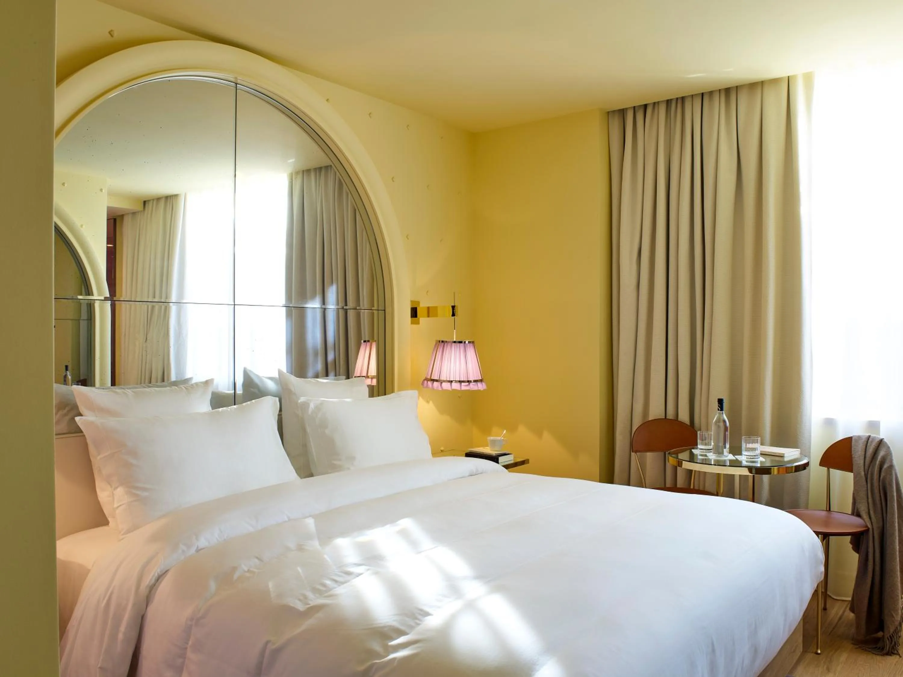 Club Double Room in 9Confidentiel