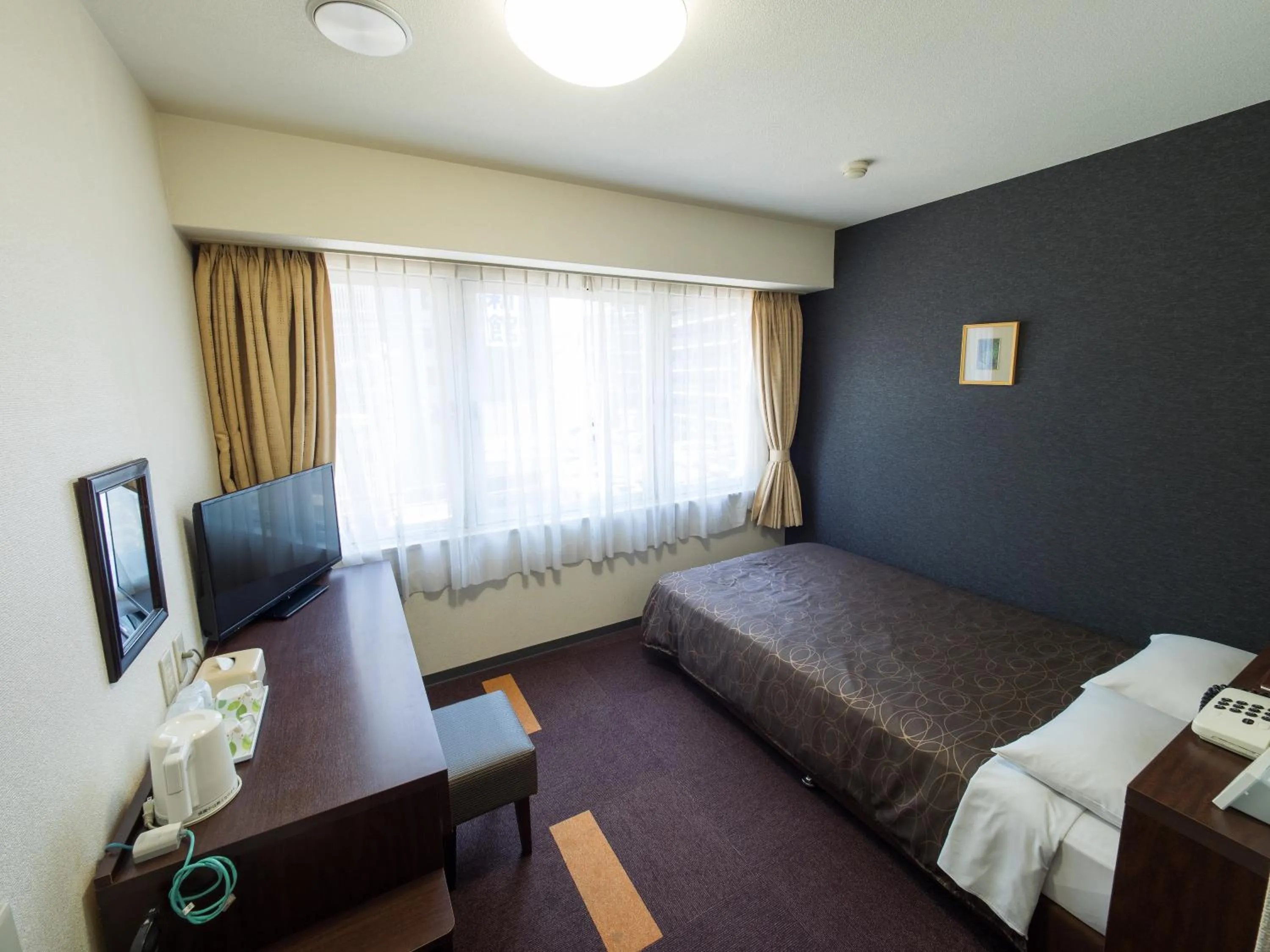 Double Room with Small Double Bed - Non-Smoking in Hotel Shin Osaka