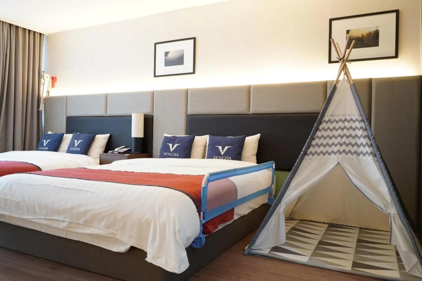 Kids Pool Suite in Venezia Hotel and Suite