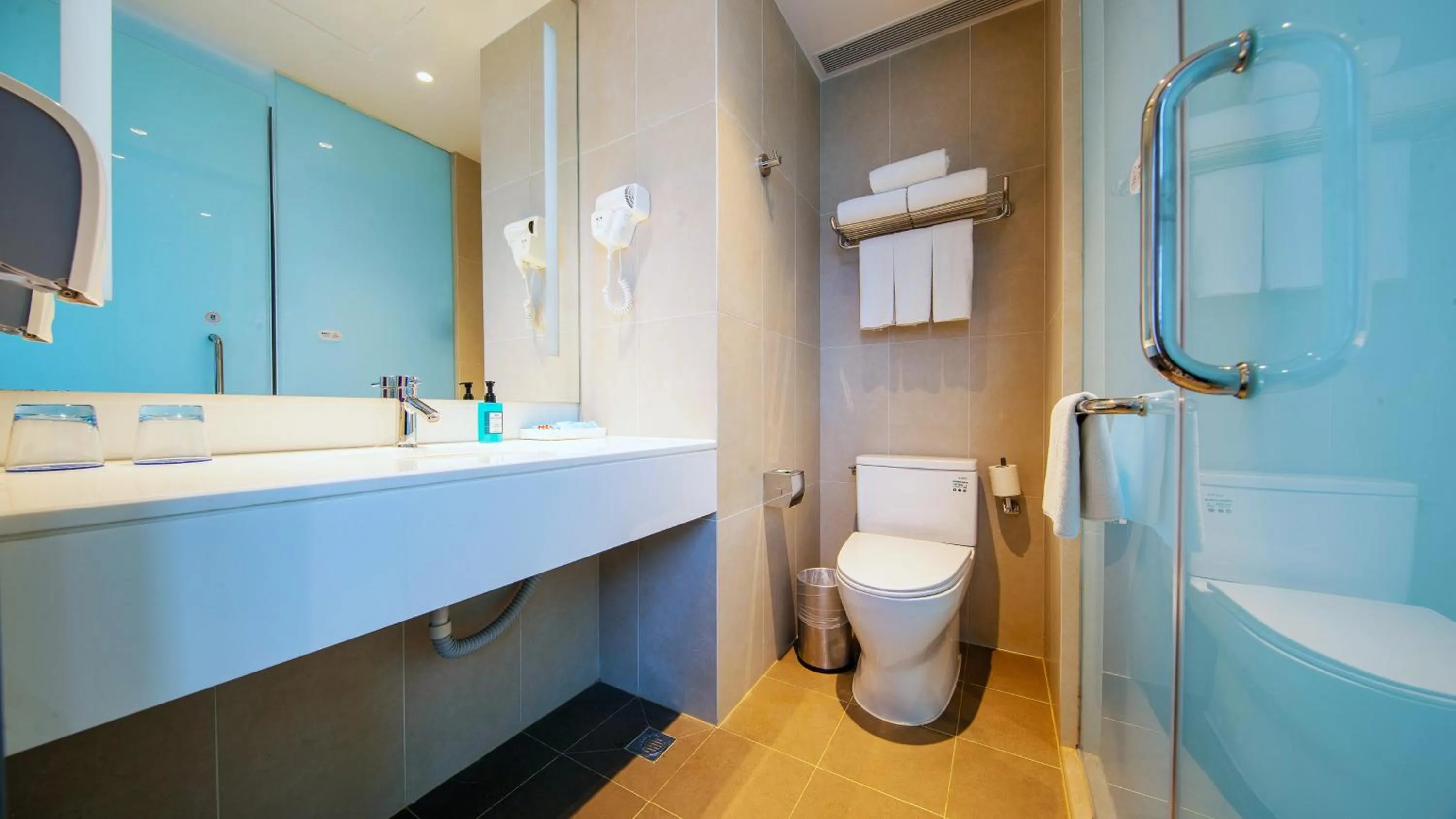 Standard Room with Two Single Beds in Holiday Inn Express - Suzhou Industrial Park by IHG