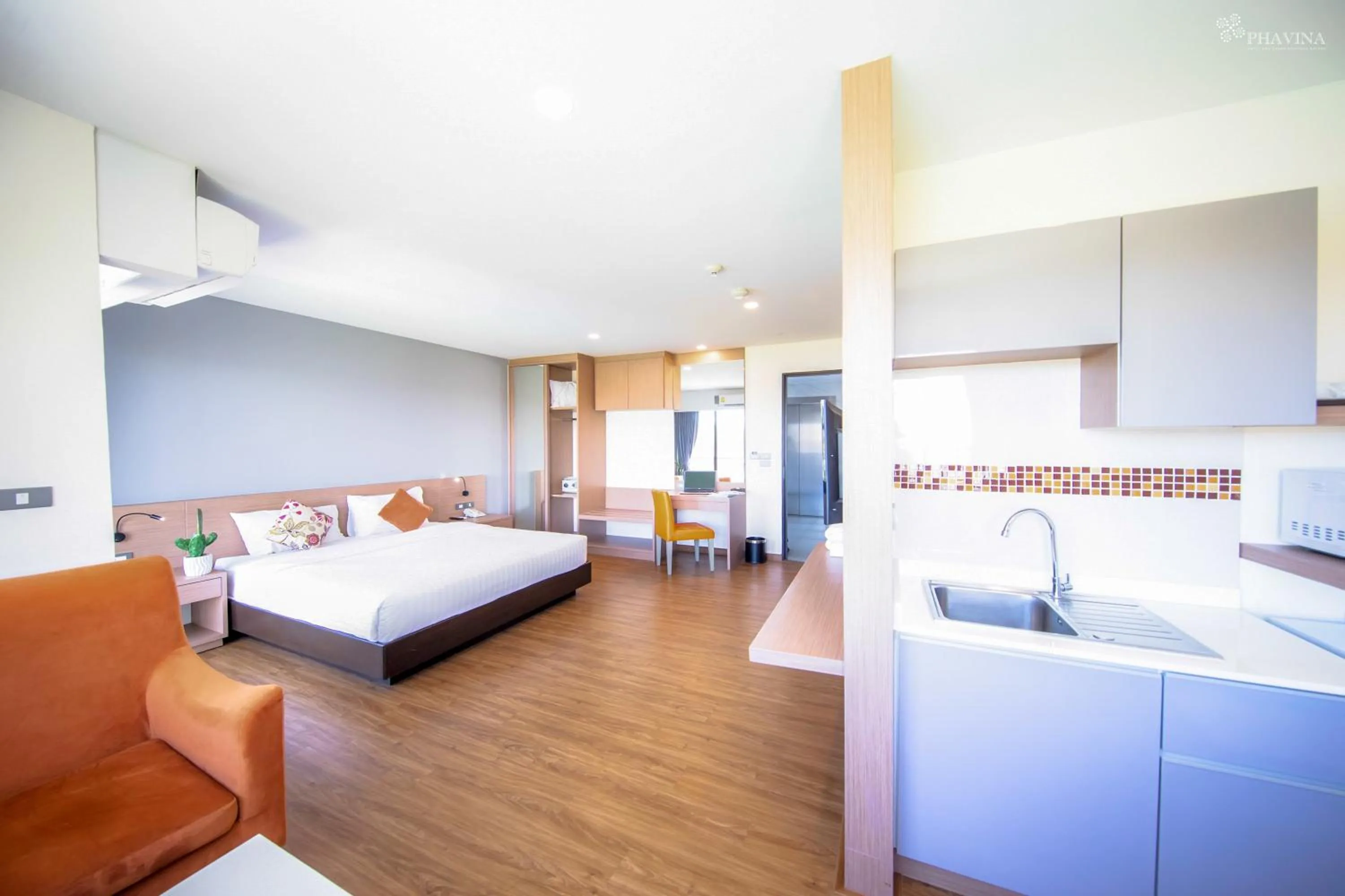 Deluxe Double Room in Phavina Grand Boutique