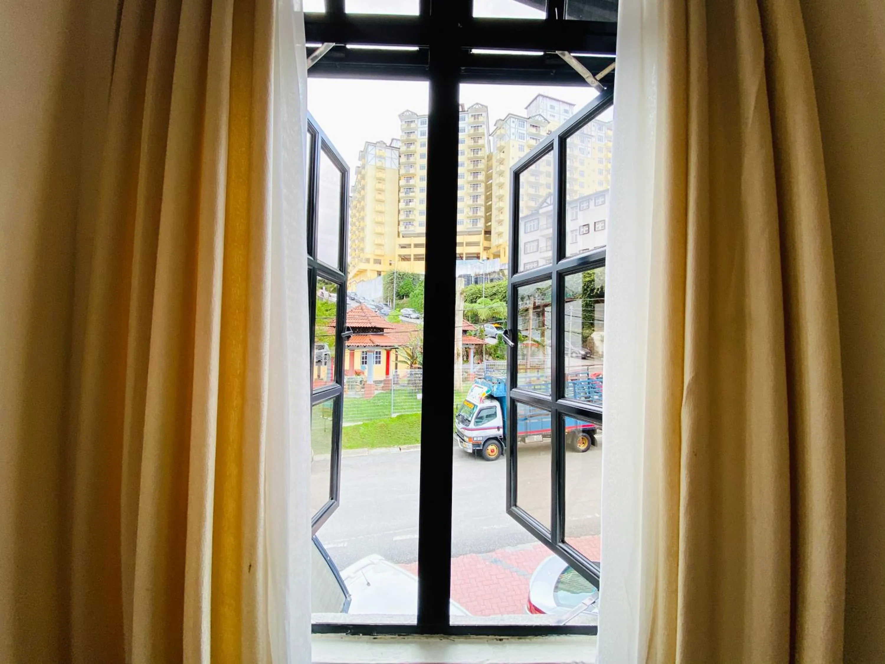 Superior Twin Room in Hotel Rainbow