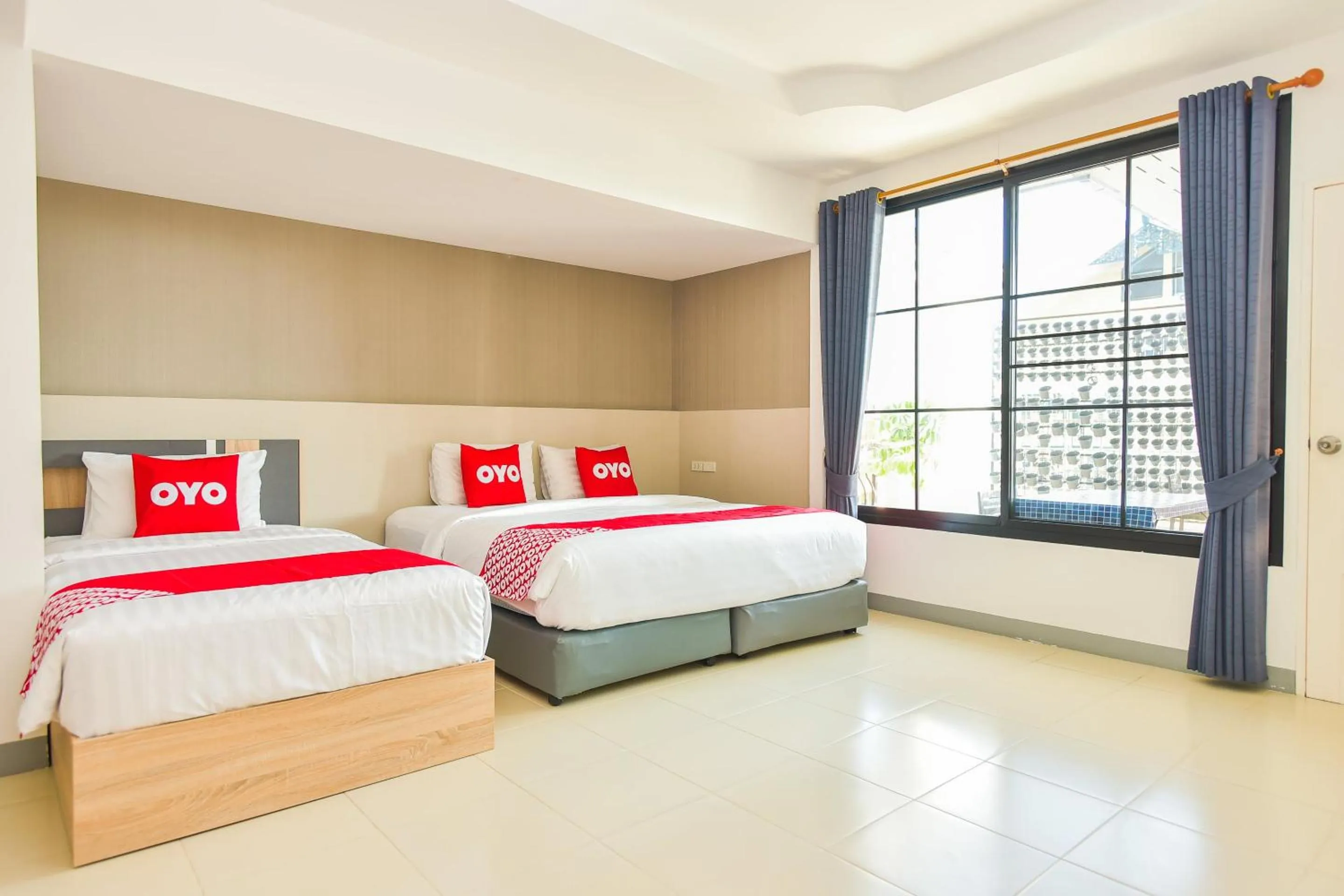 Deluxe Triple Room in OYO 394 Nana Beach Cha Am