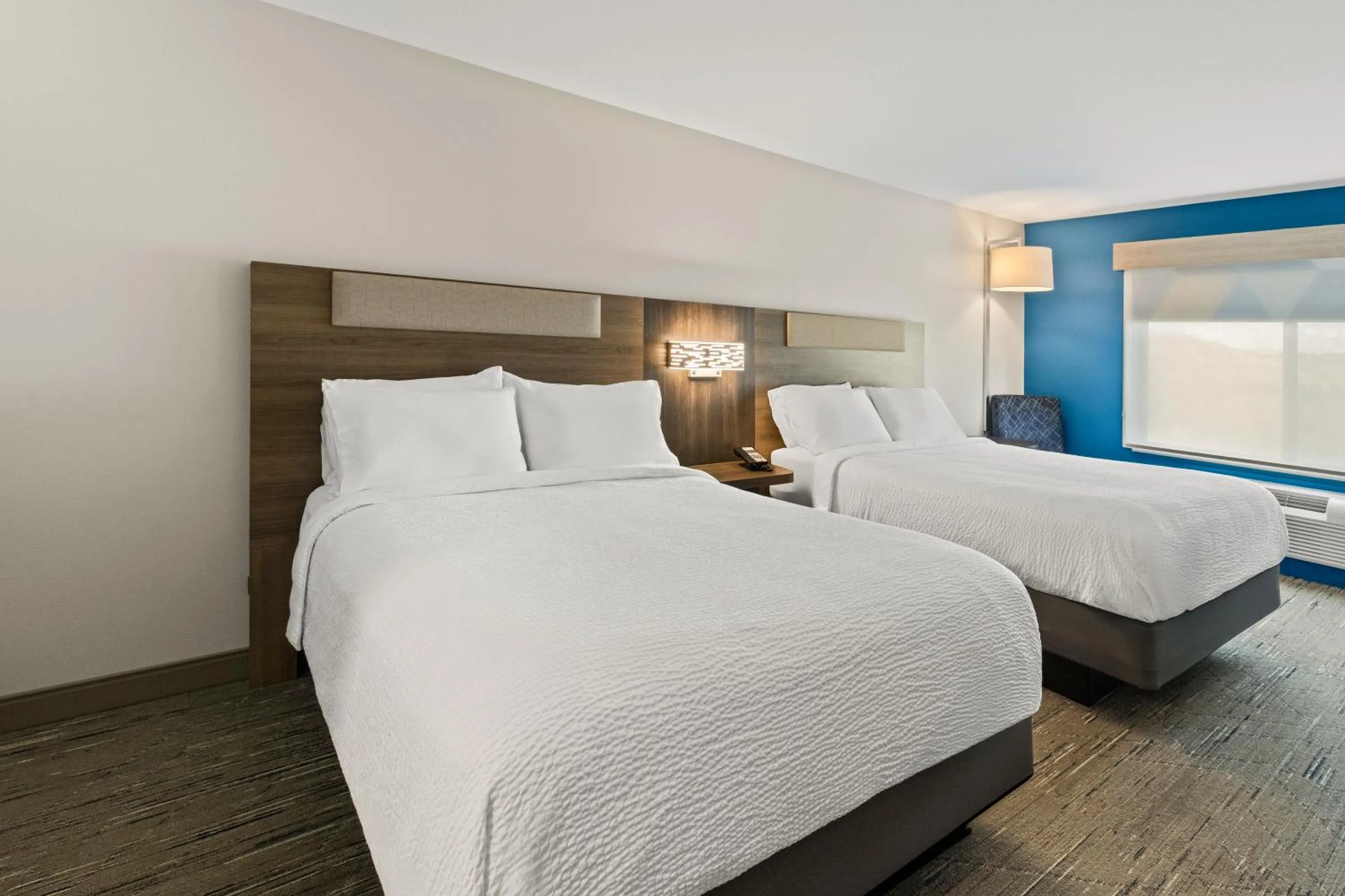 Standard Room in Holiday Inn Express & Suites Fairmont by IHG