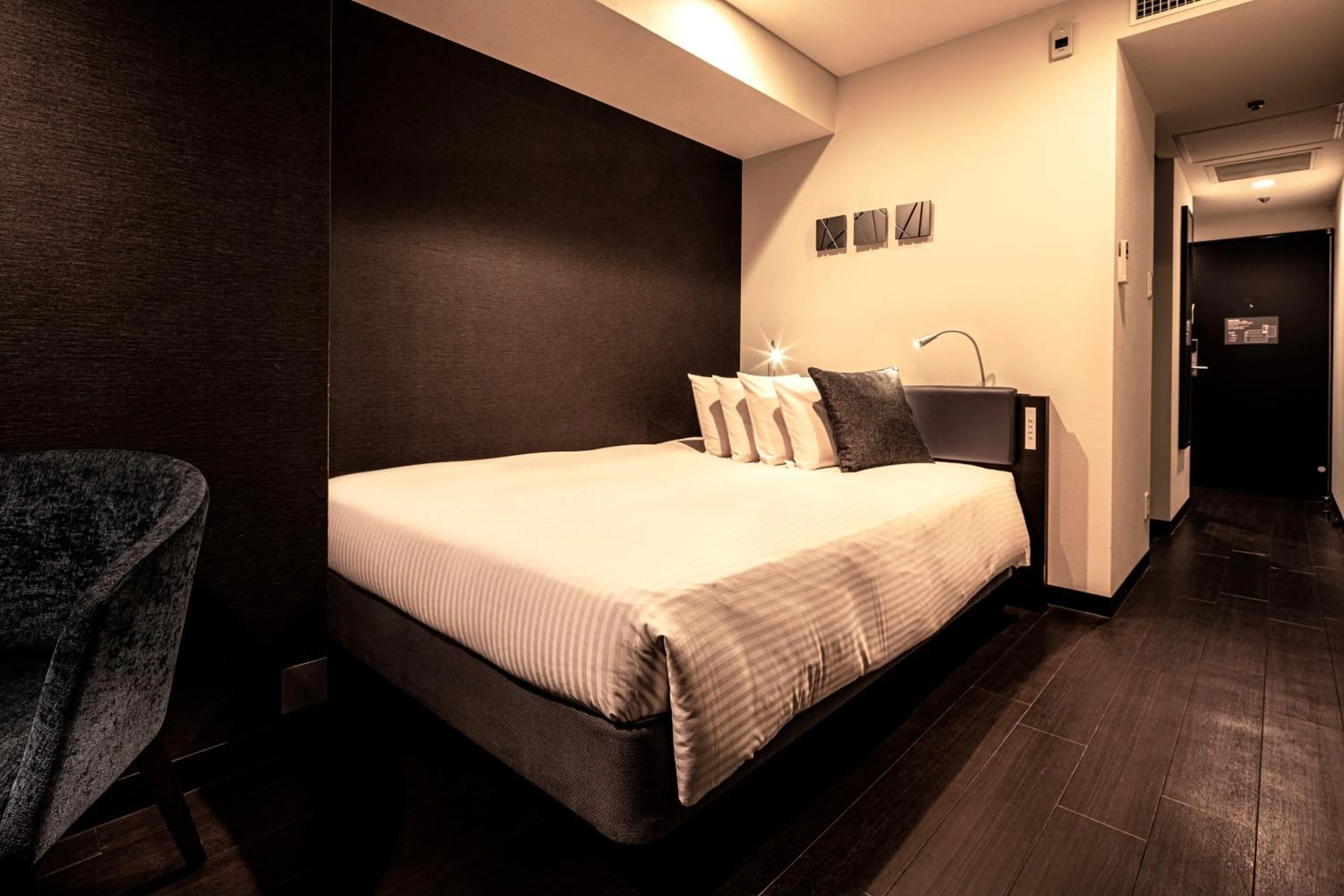 Standard Double Room in Agora Place Osaka Namba