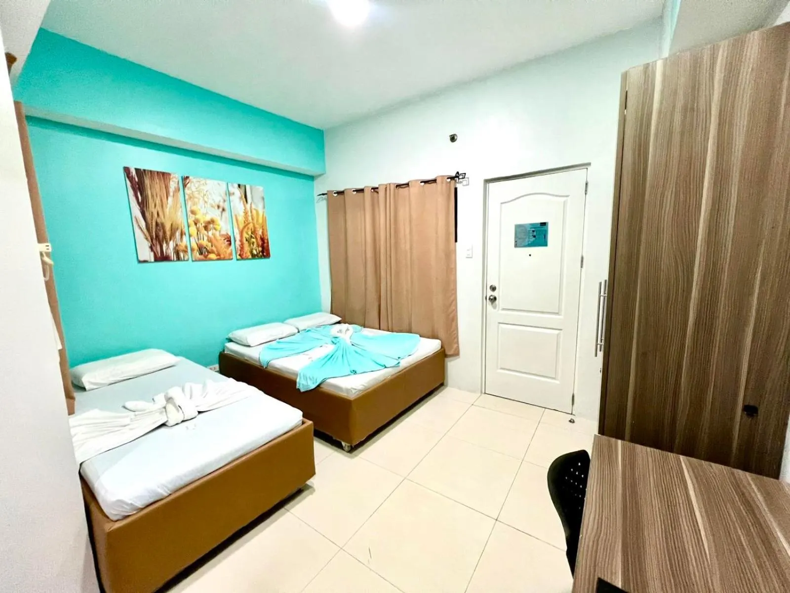 Standard Triple Room in RF Suites