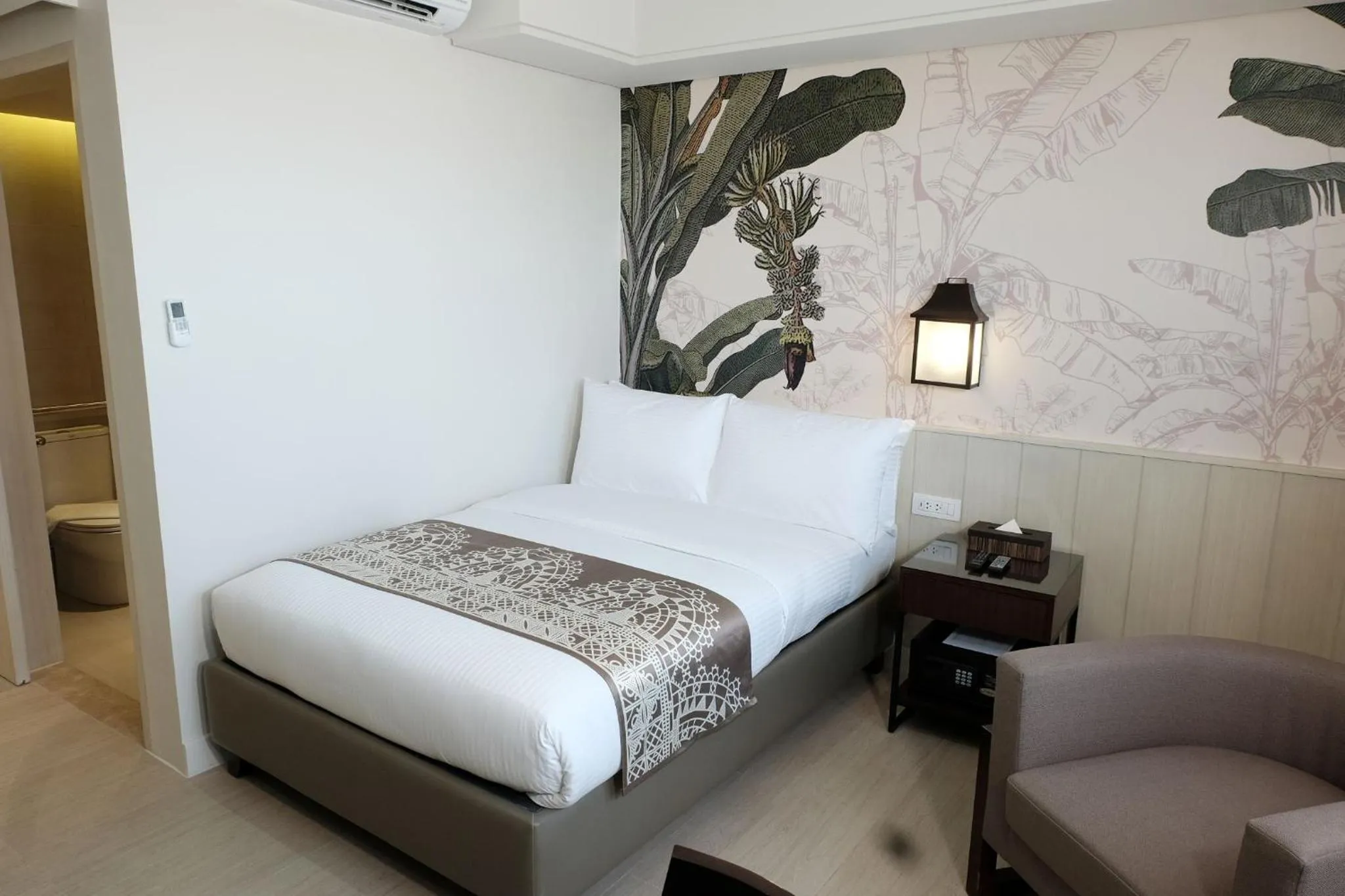 Double Room - Disability Access in Mella Hotel Manila near NAIA Airport