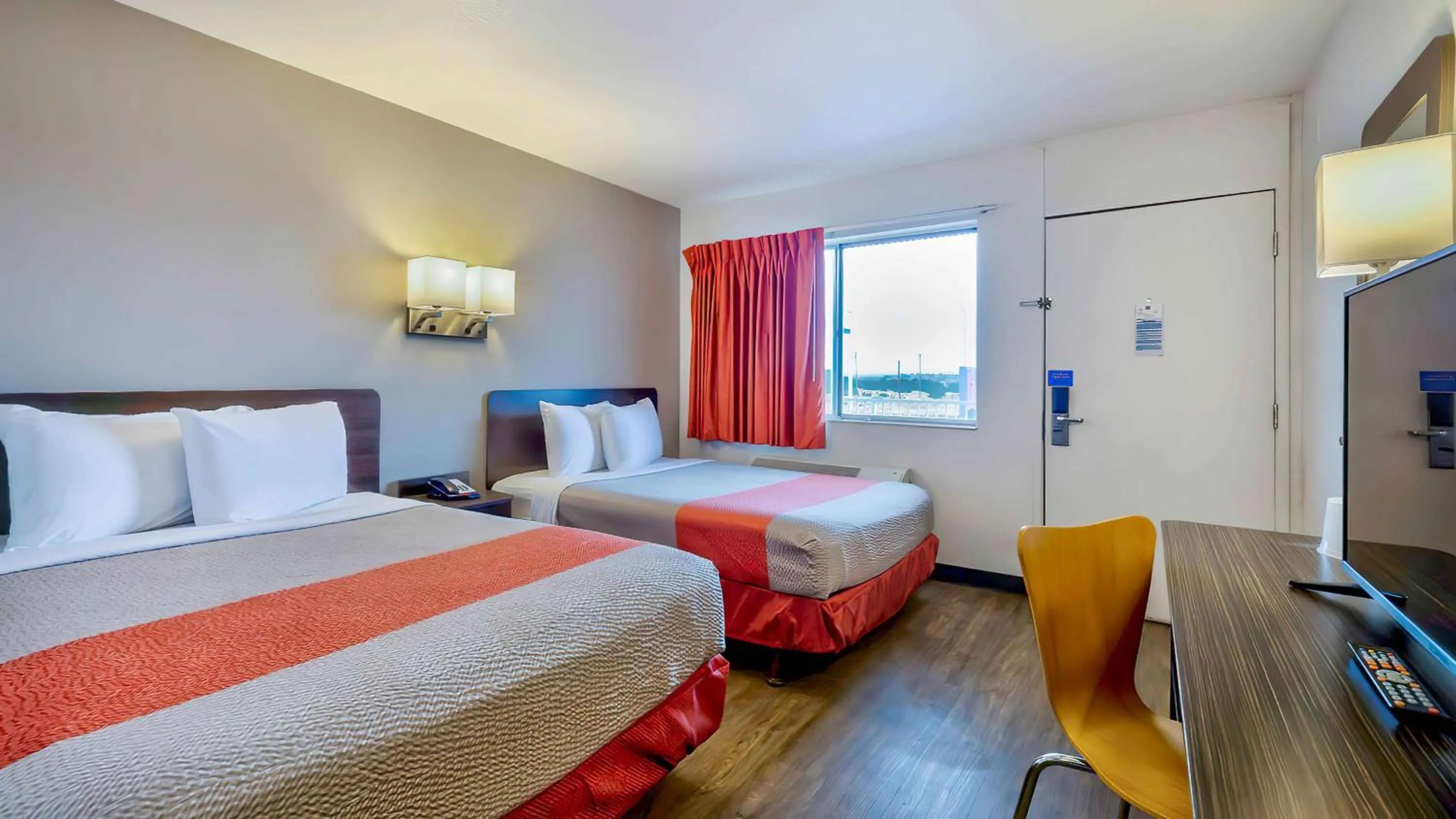 Quadruple Room - single occupancy in Motel 6-Santa Rosa, NM