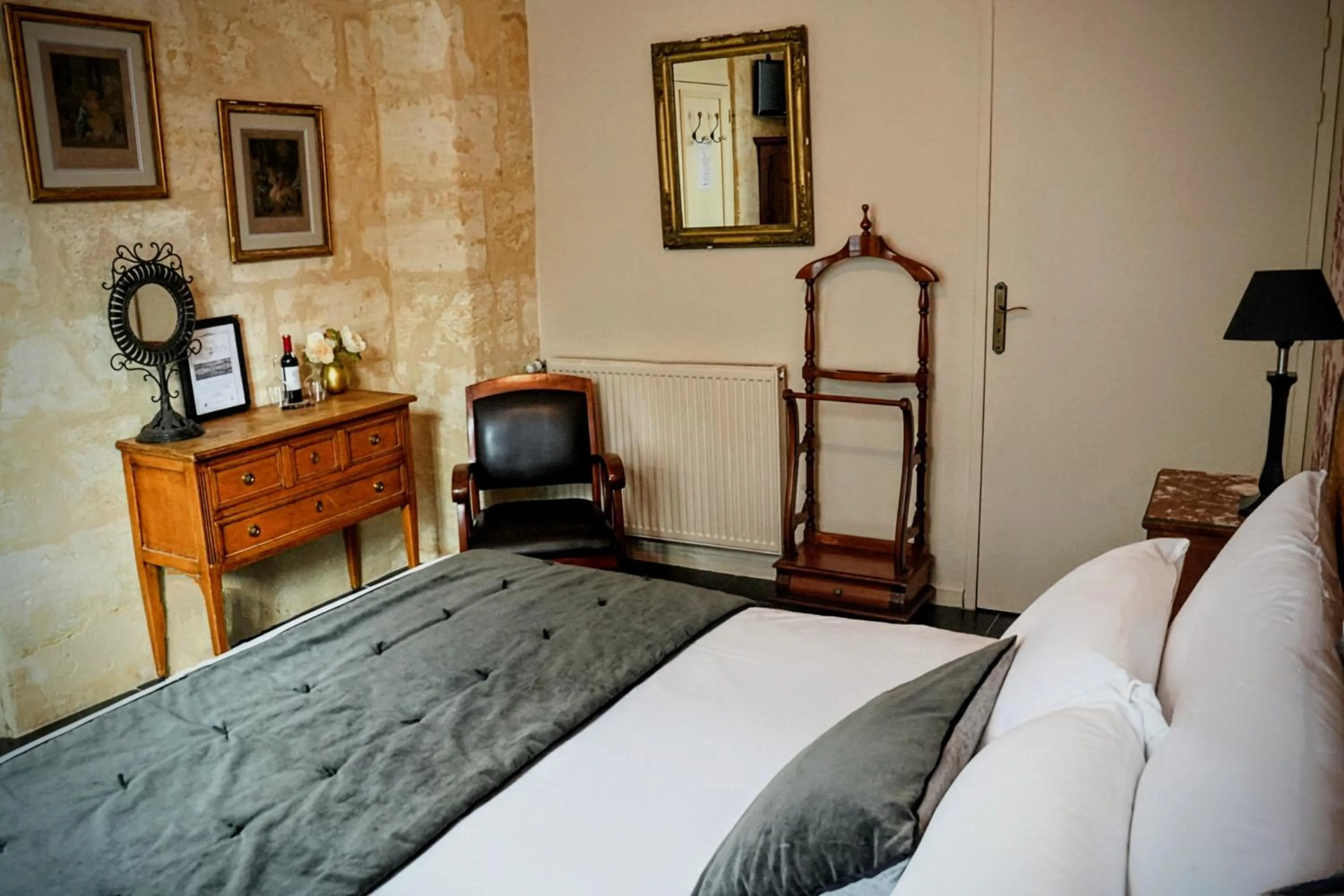 Double Room - single occupancy in Au Coeur de Bordeaux B&B