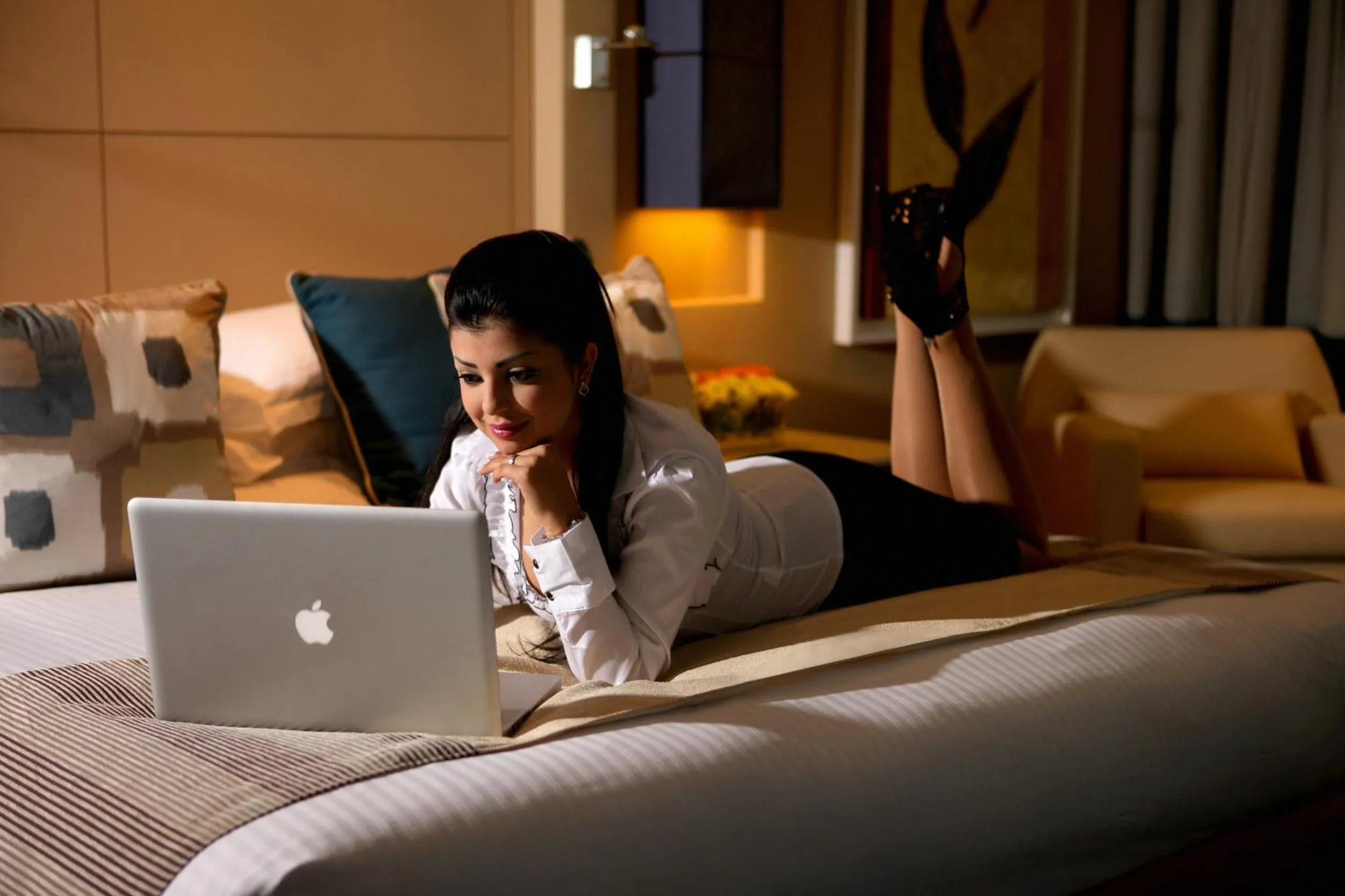 Guest Room with Lounge Access - King Bed in Erbil Rotana