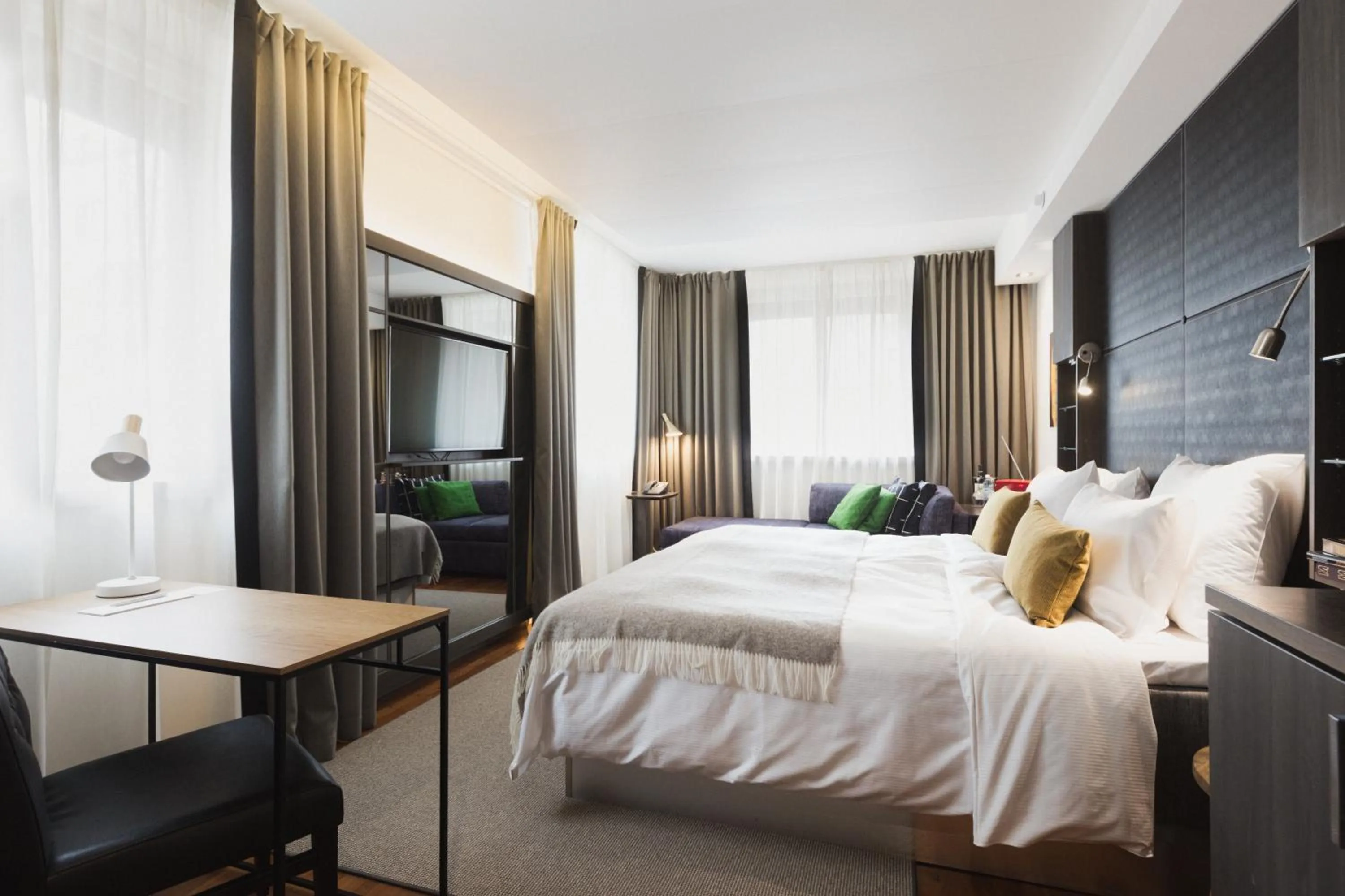 Deluxe Double in GLO Hotel Art