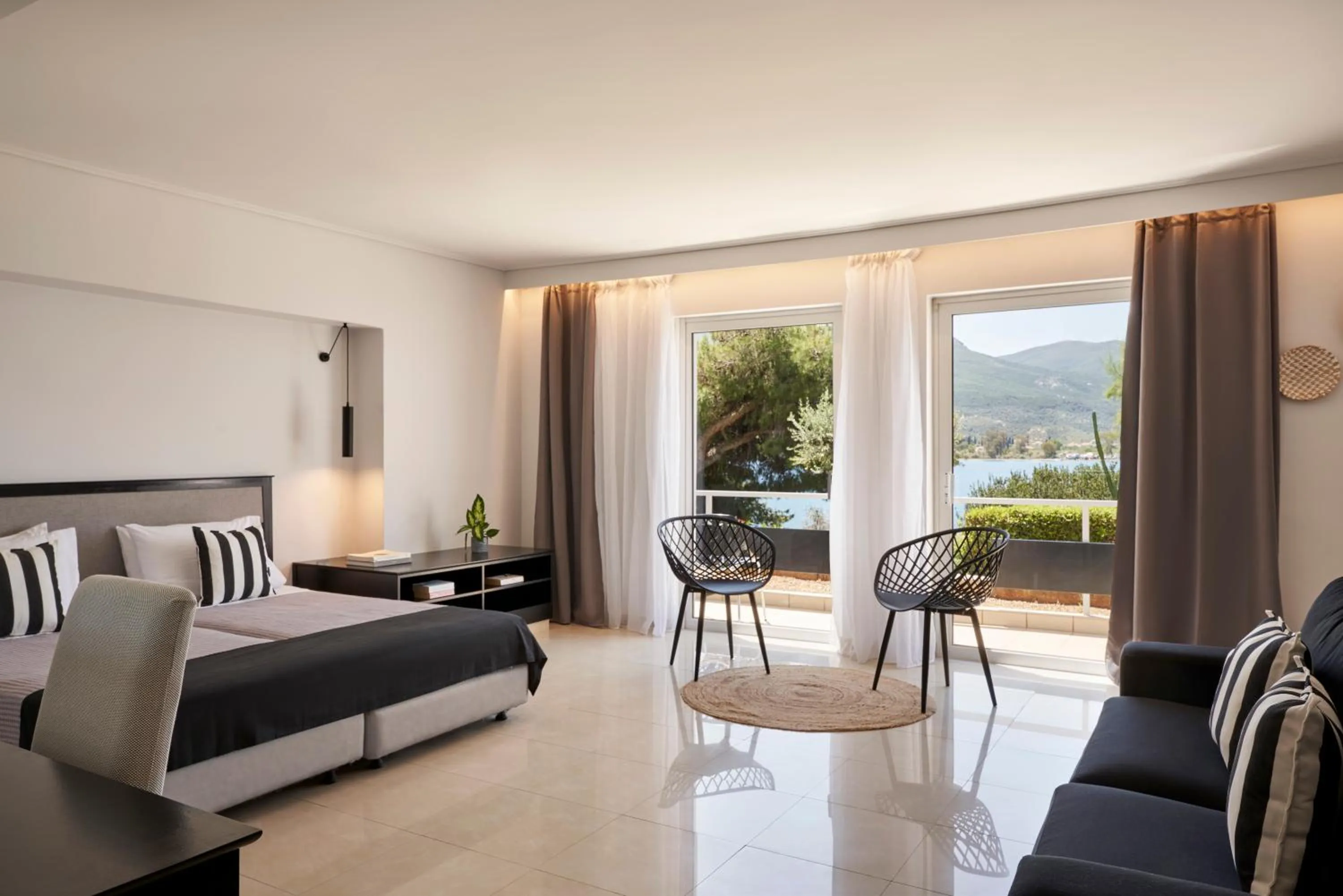 Senior Suite with Sea View in Xenia Poros Image Hotel