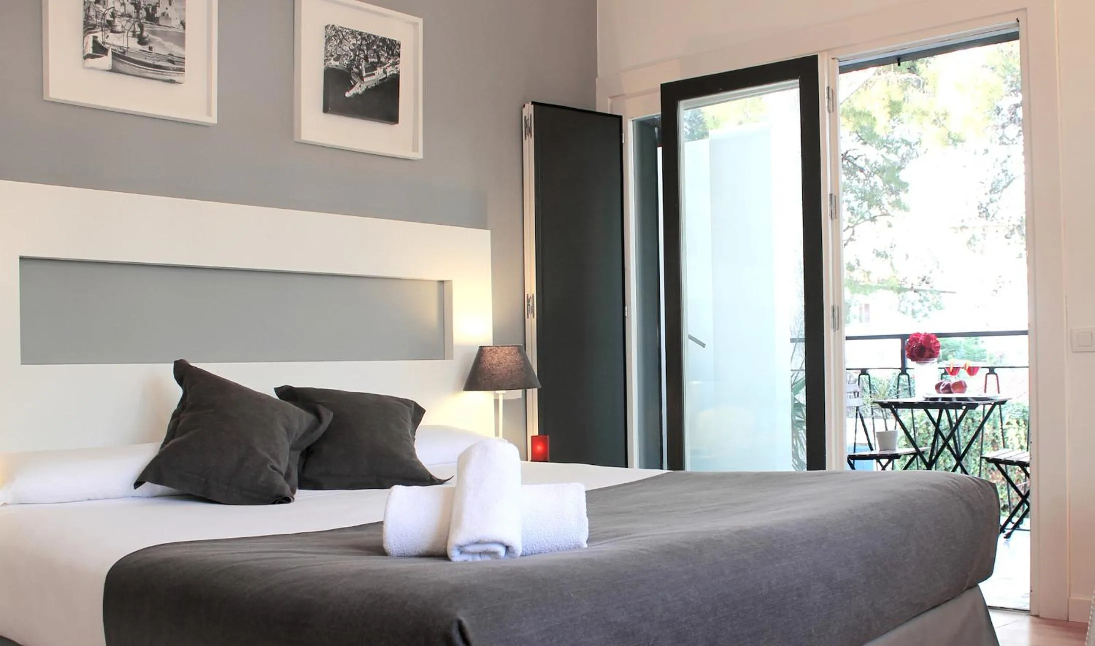 Basic Single Room in Hotel Sitges