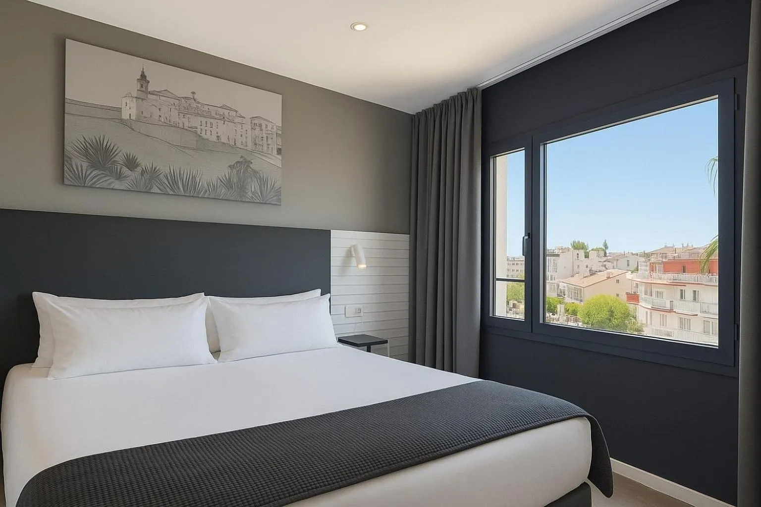 Double or Twin Room - single occupancy in Hotel Sitges