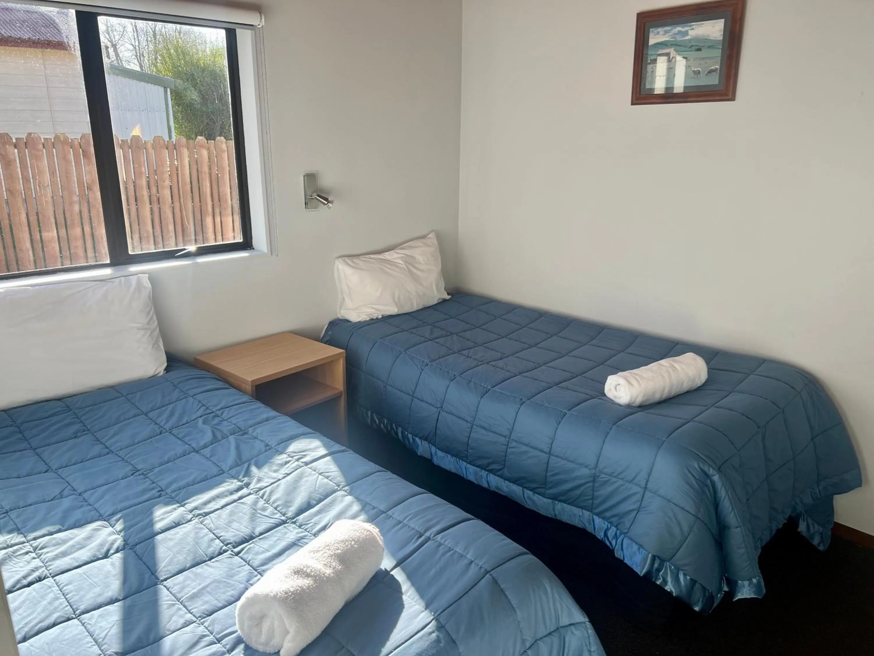 Two-Bedroom Apartment - Disability Access in Pinewood Motels