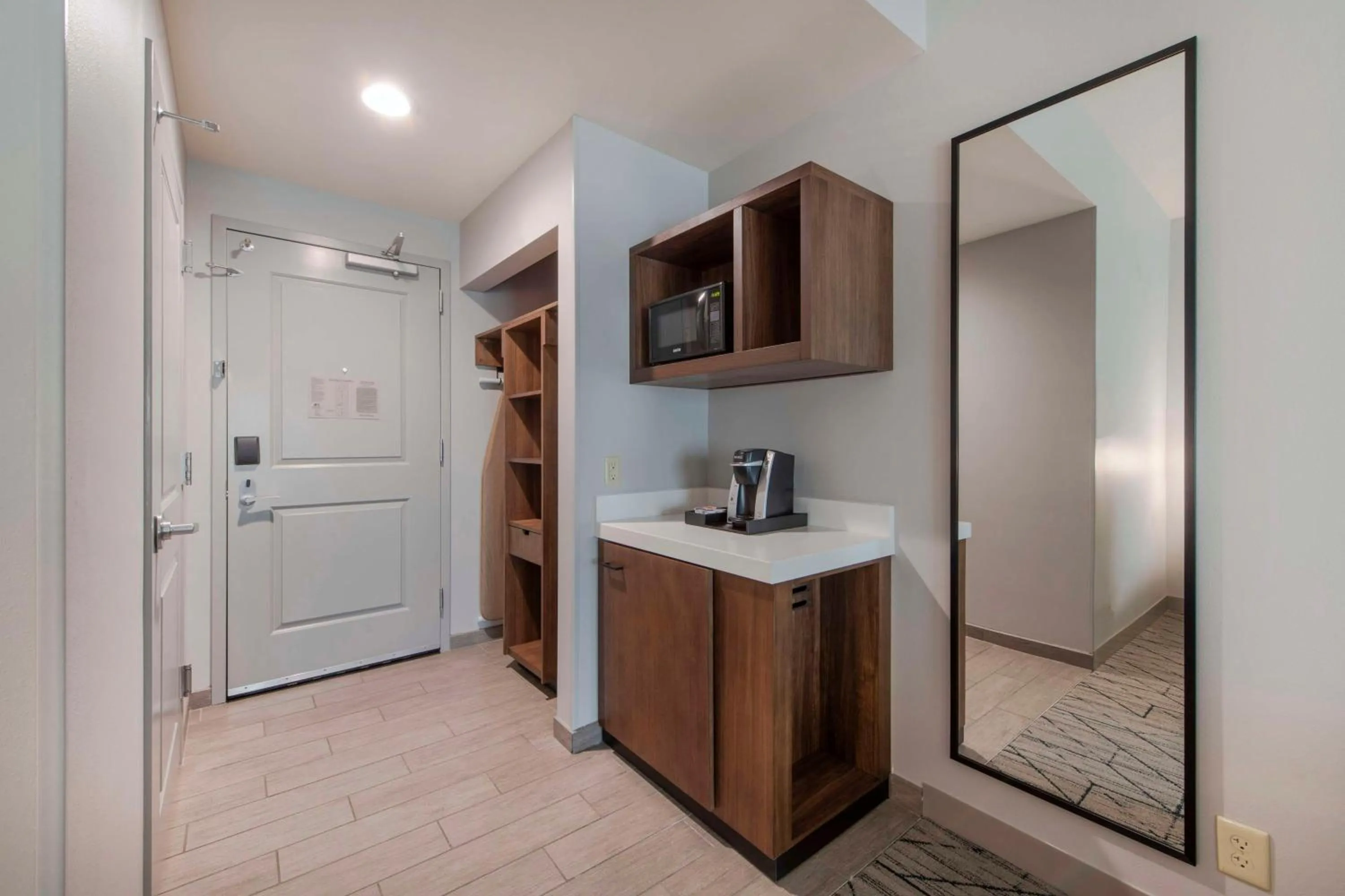 Queen Room with Two Queen Beds in Hilton Garden Inn Raleigh Cary