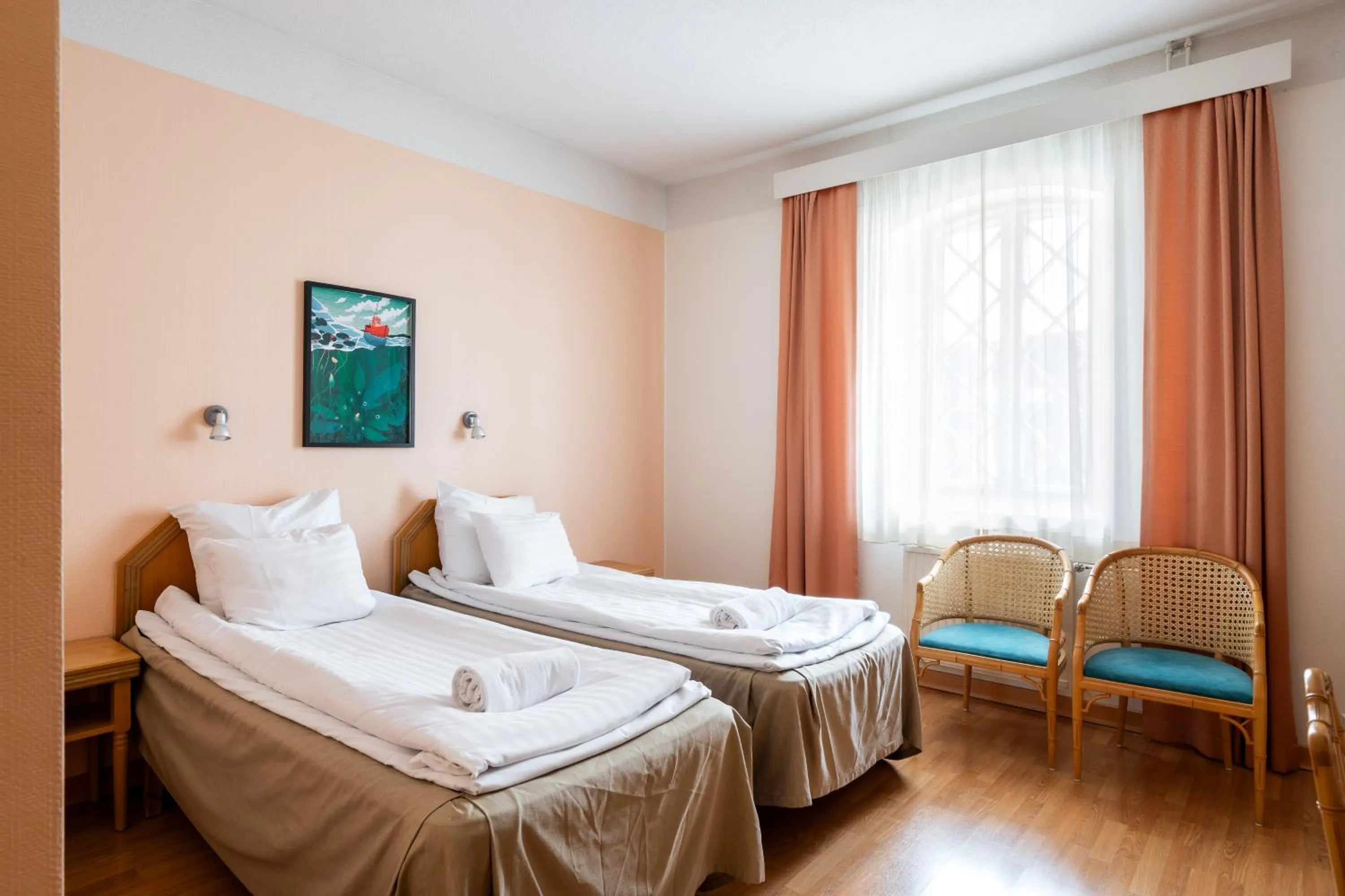 Twin Room - Disability Access in Hiisi Hotel Turku Seaport