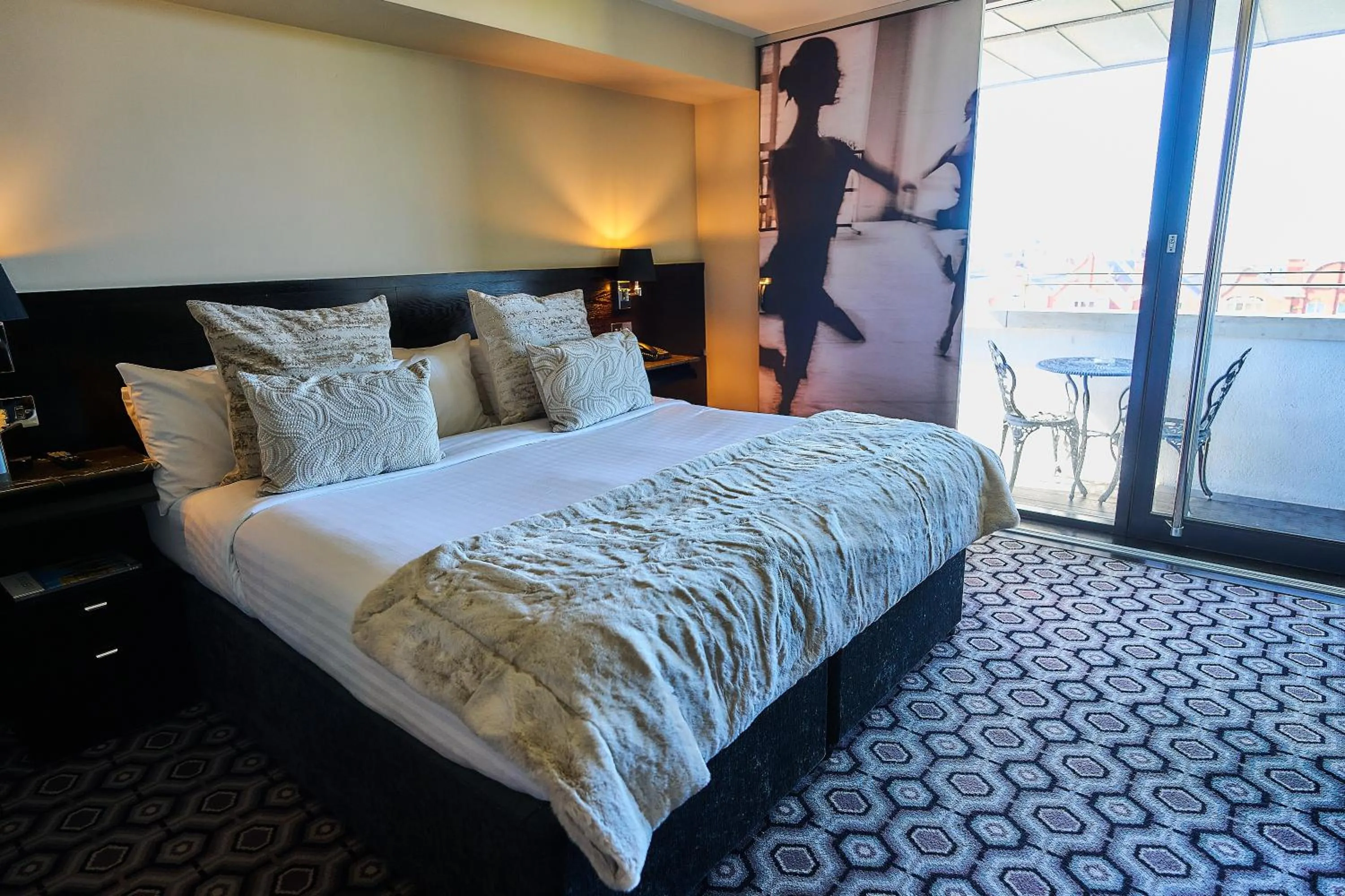 Junior Suite in The Vincent Hotel