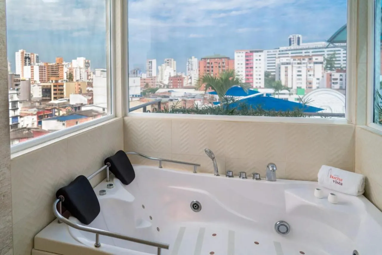 Deluxe Suite with Spa Bath in Hotel Buena Vista