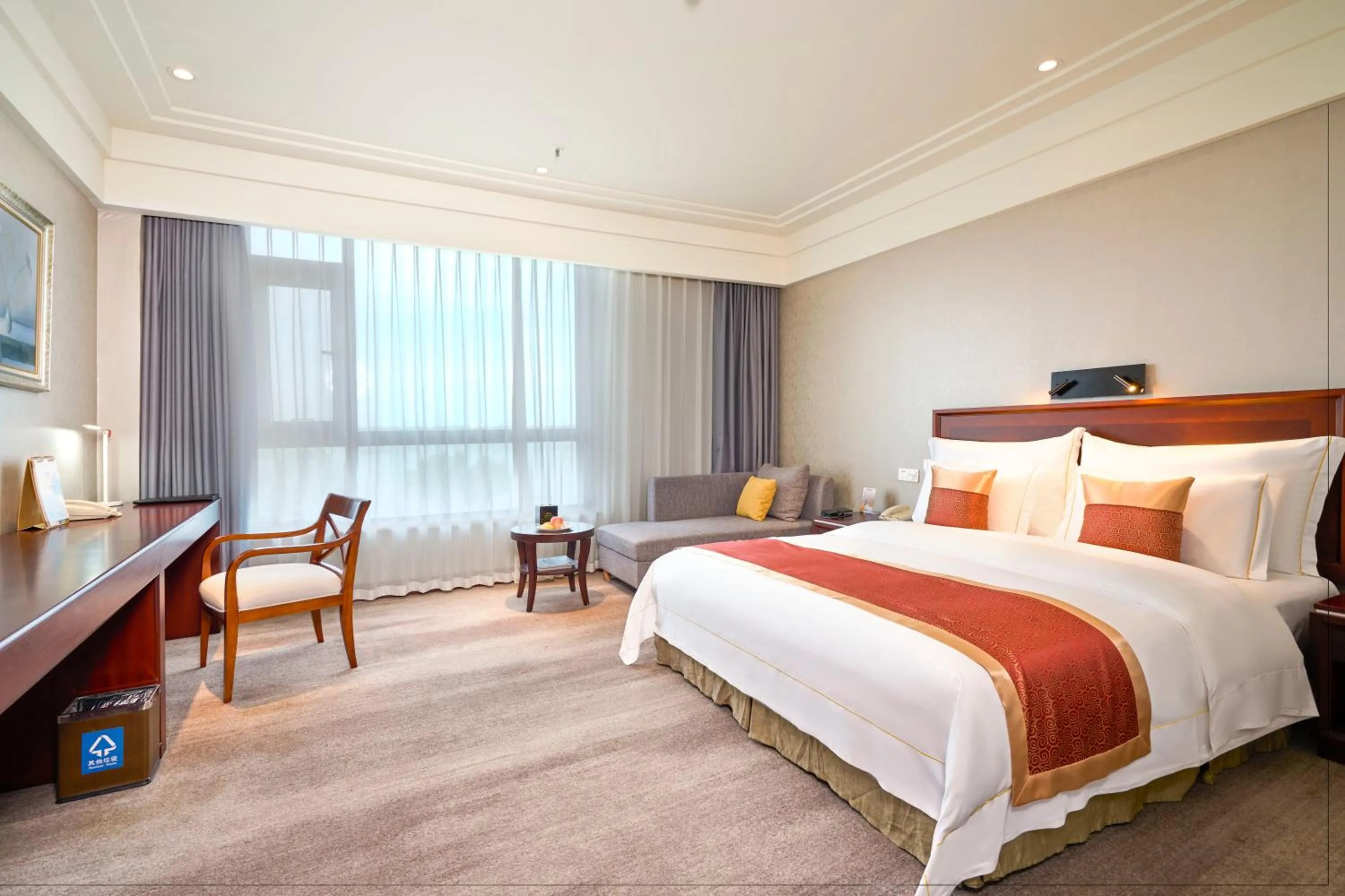 Standard Double Room in Suzhou Tongli Lake View Hotel