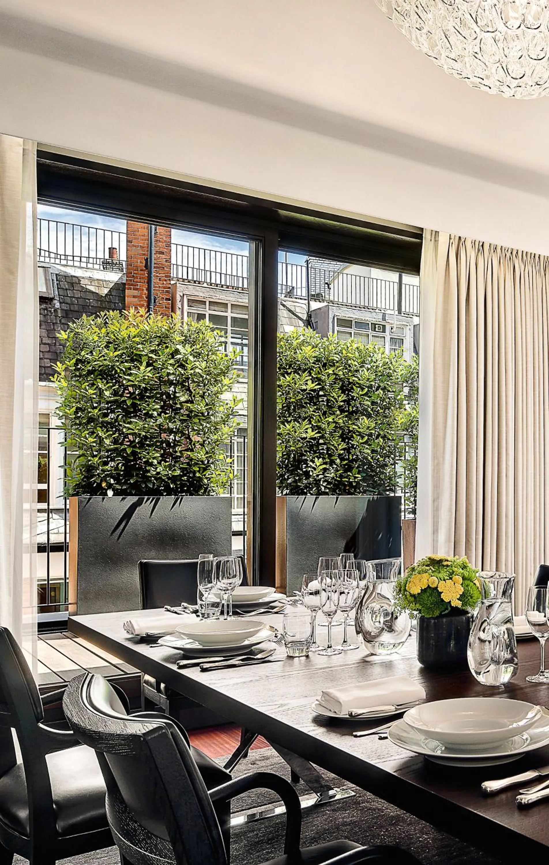 One-Bedroom King Suite with Urban View in Bvlgari Hotel London