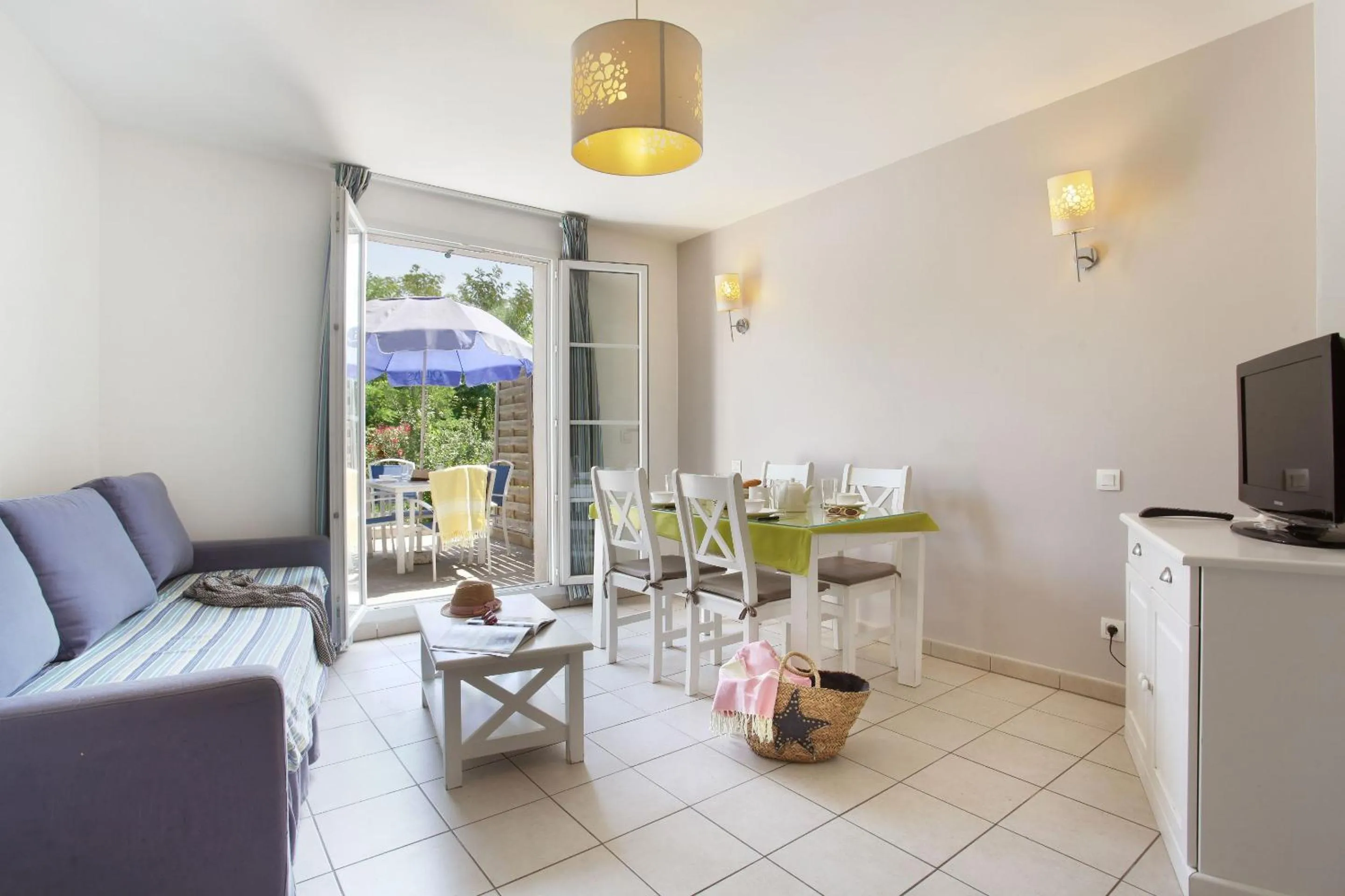Superior Apartment in Terres de France - Résidence de la Cabre d'Or