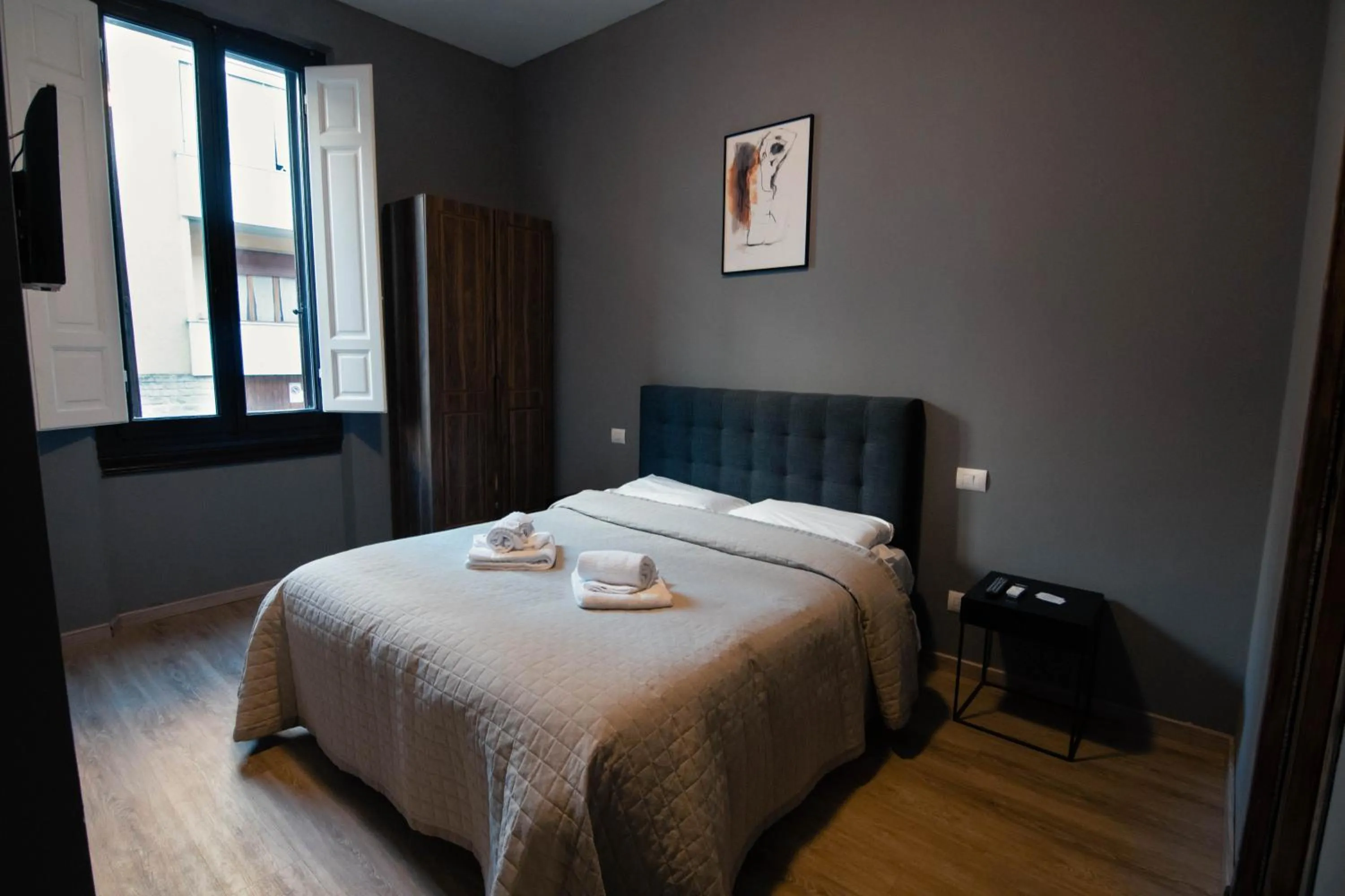 Queen Room with Garden View in Palazzo Oliveto