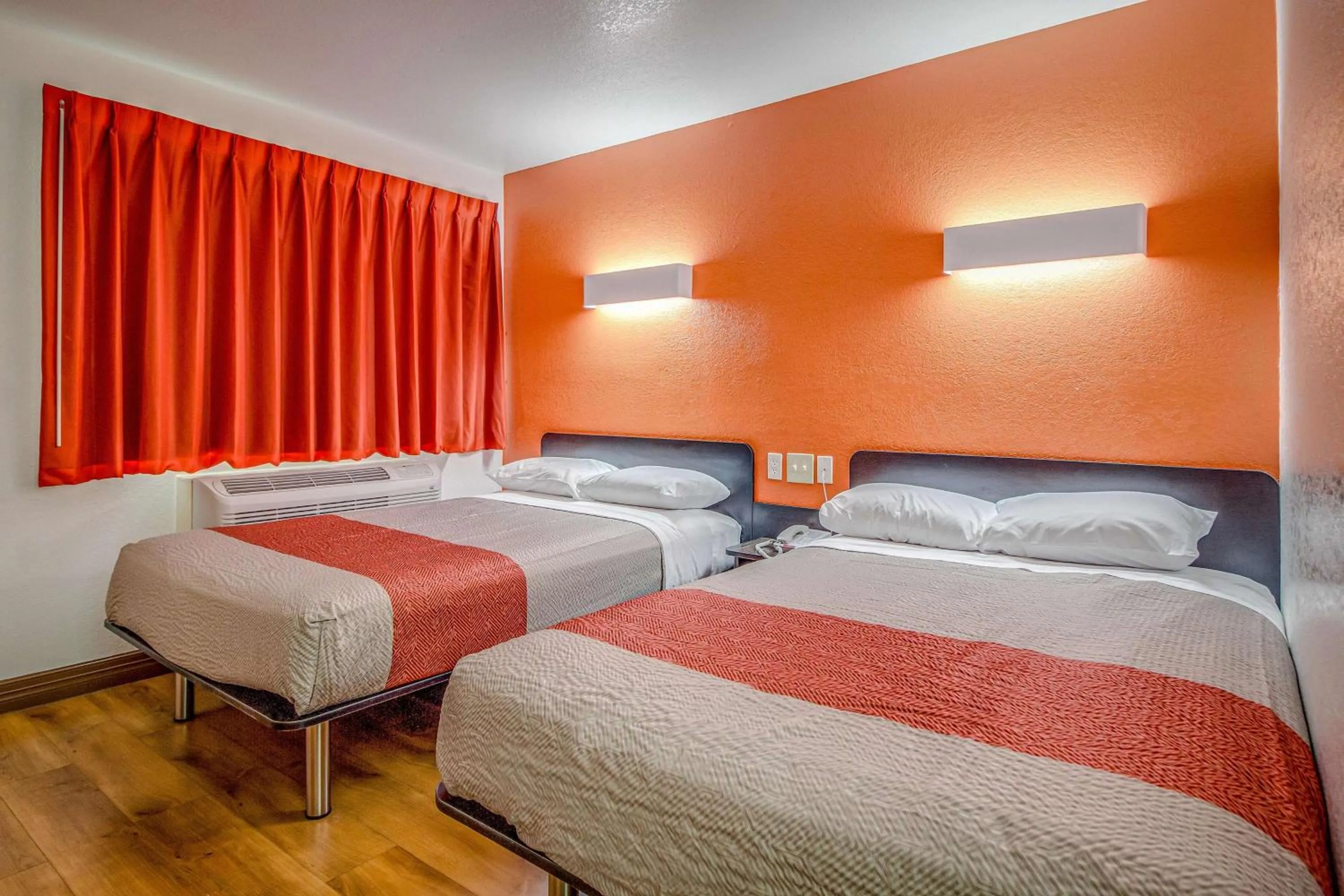 Two Double bed - Non-Smoking  in Motel 6-Conroe, TX