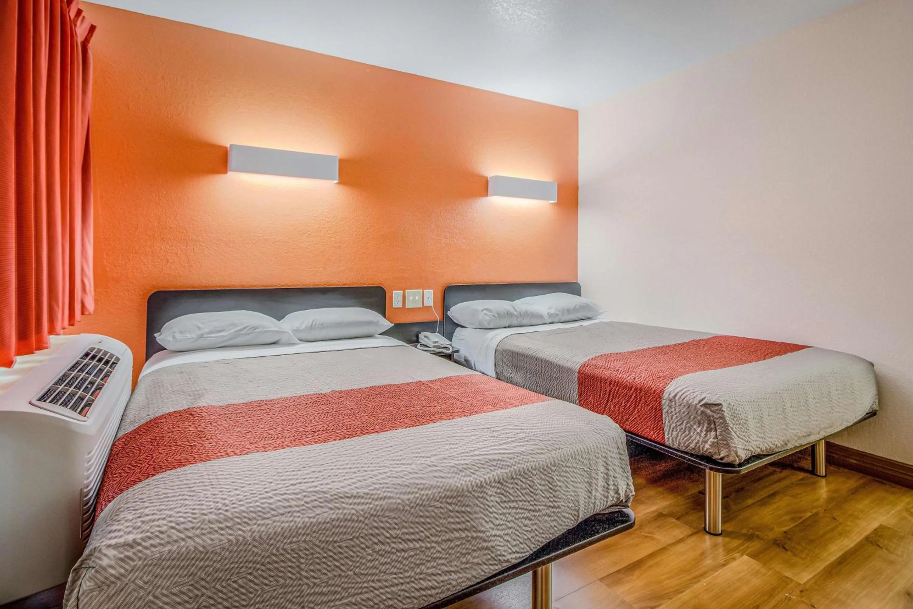 Two Double bed - Smoking in Motel 6-Conroe, TX