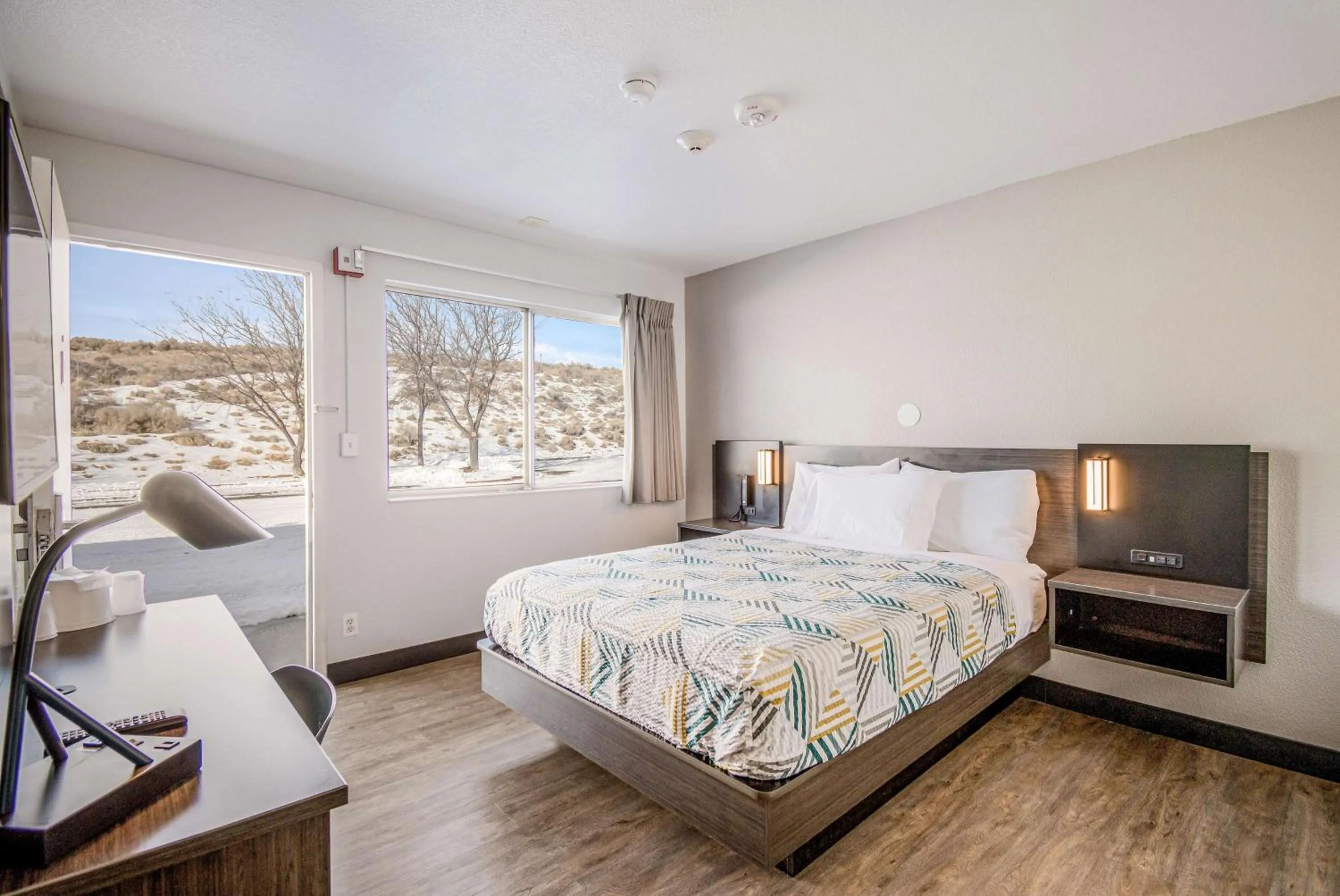 Queen Room in Motel 6-Elko, NV