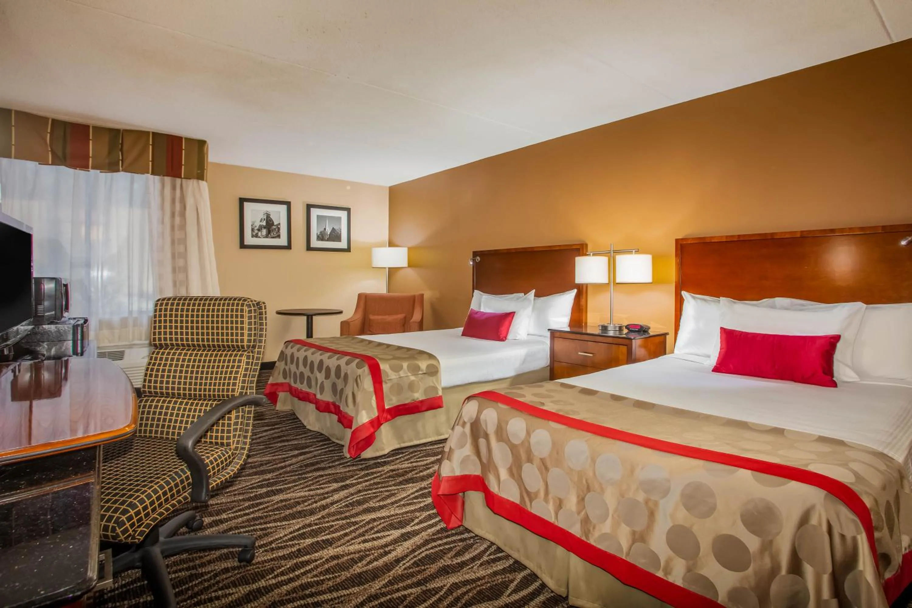 Double Room - Disability Access - Non-Smoking in Ramada by Wyndham Statesville