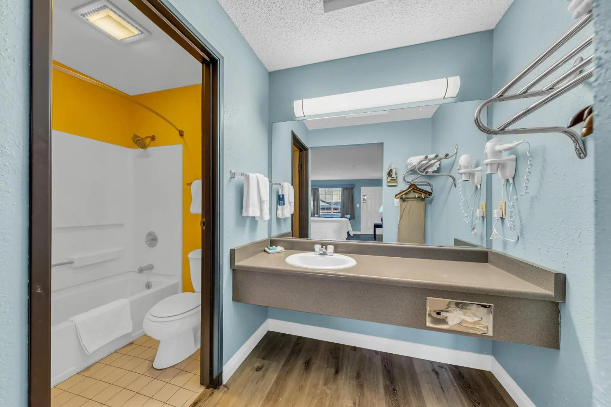 Studio Suite with Two Queen Beds - Non-Smoking in Days Inn by Wyndham Carson City