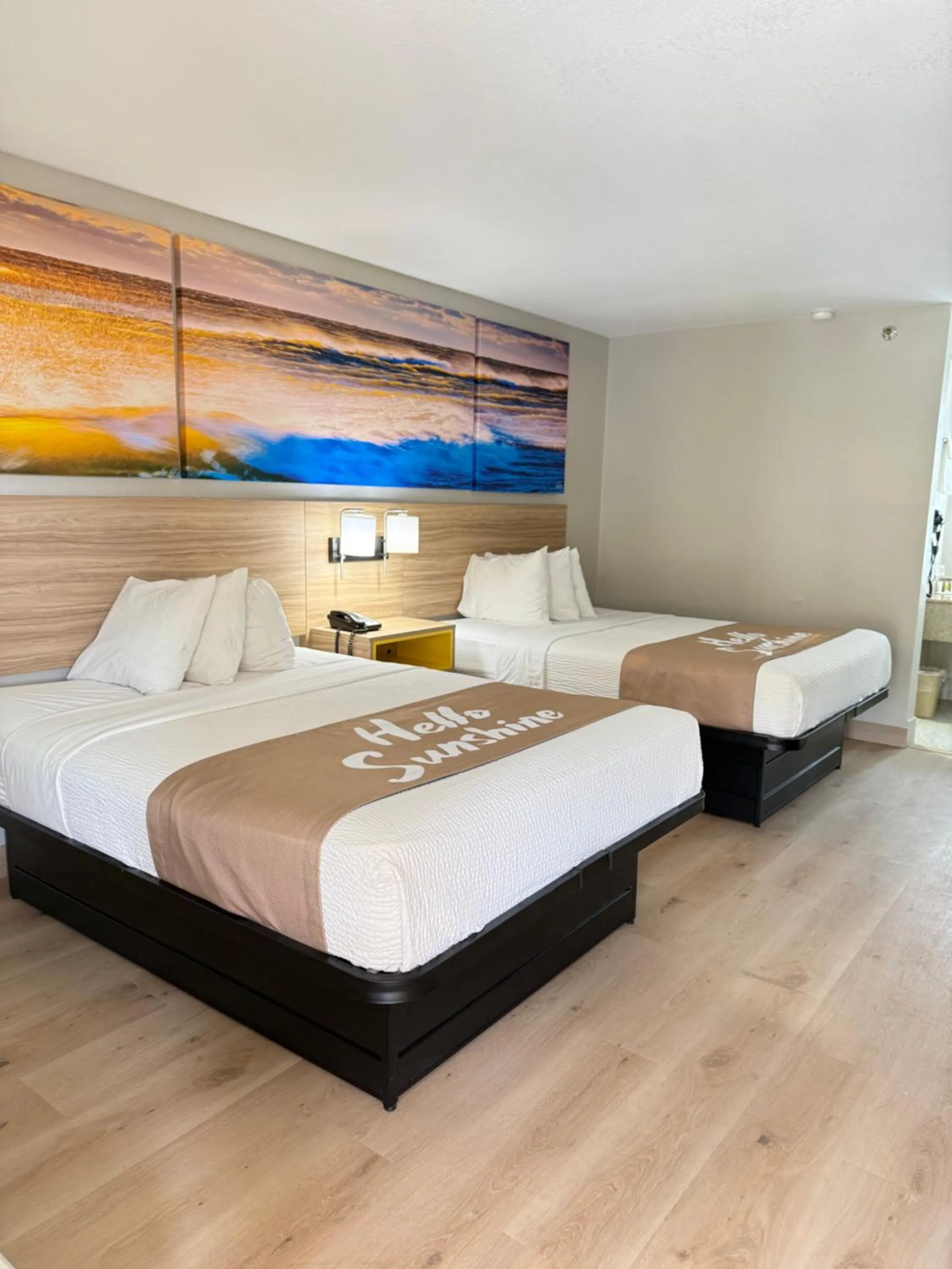 Double Room with Two Double Beds - Smoking in Days Inn by Wyndham Shorter