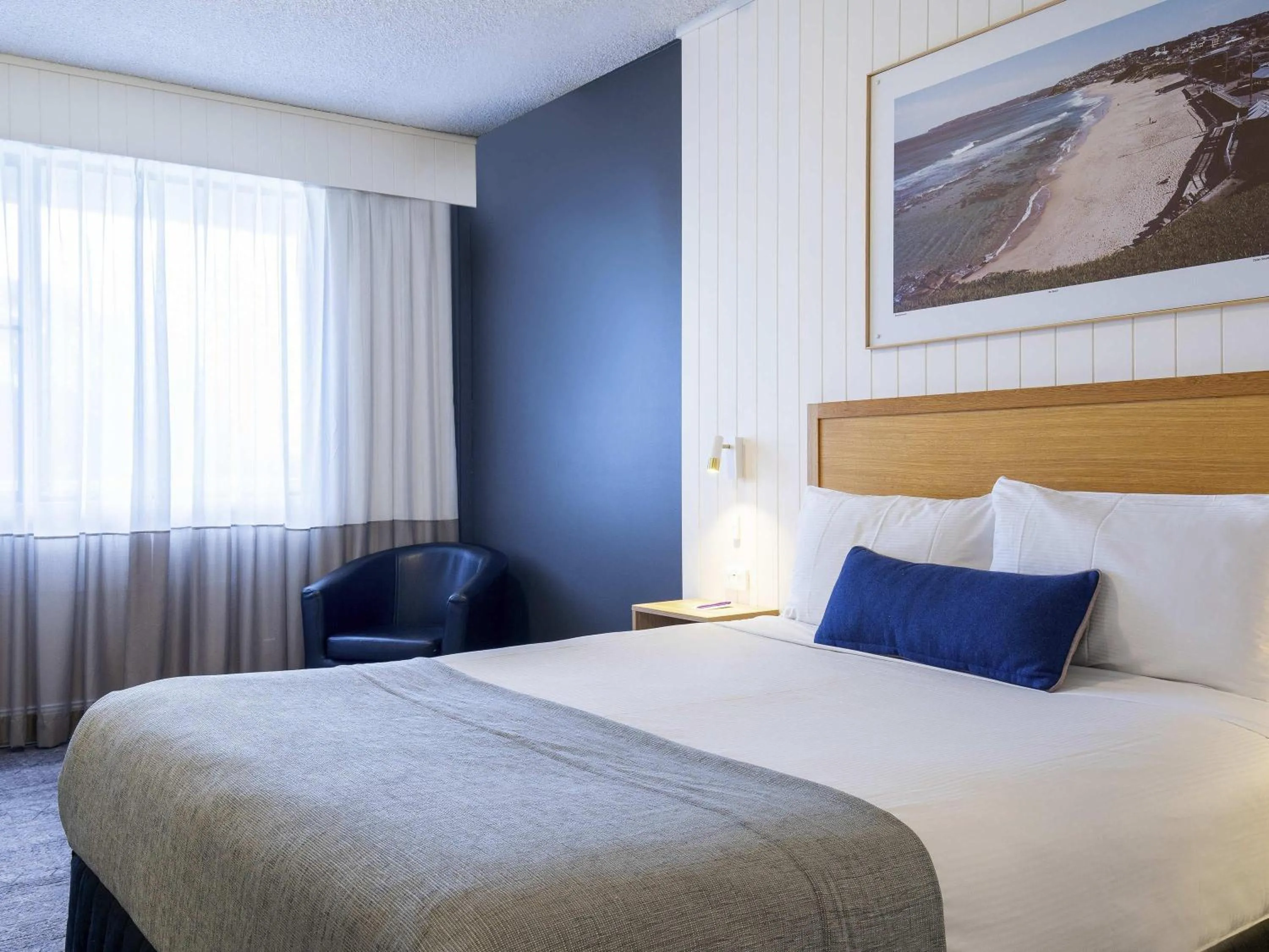 Deluxe Queen Room in Mercure Charlestown