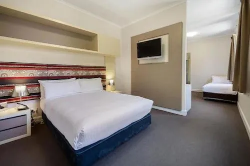 Standard Trio Room in Best Western Melbourne City